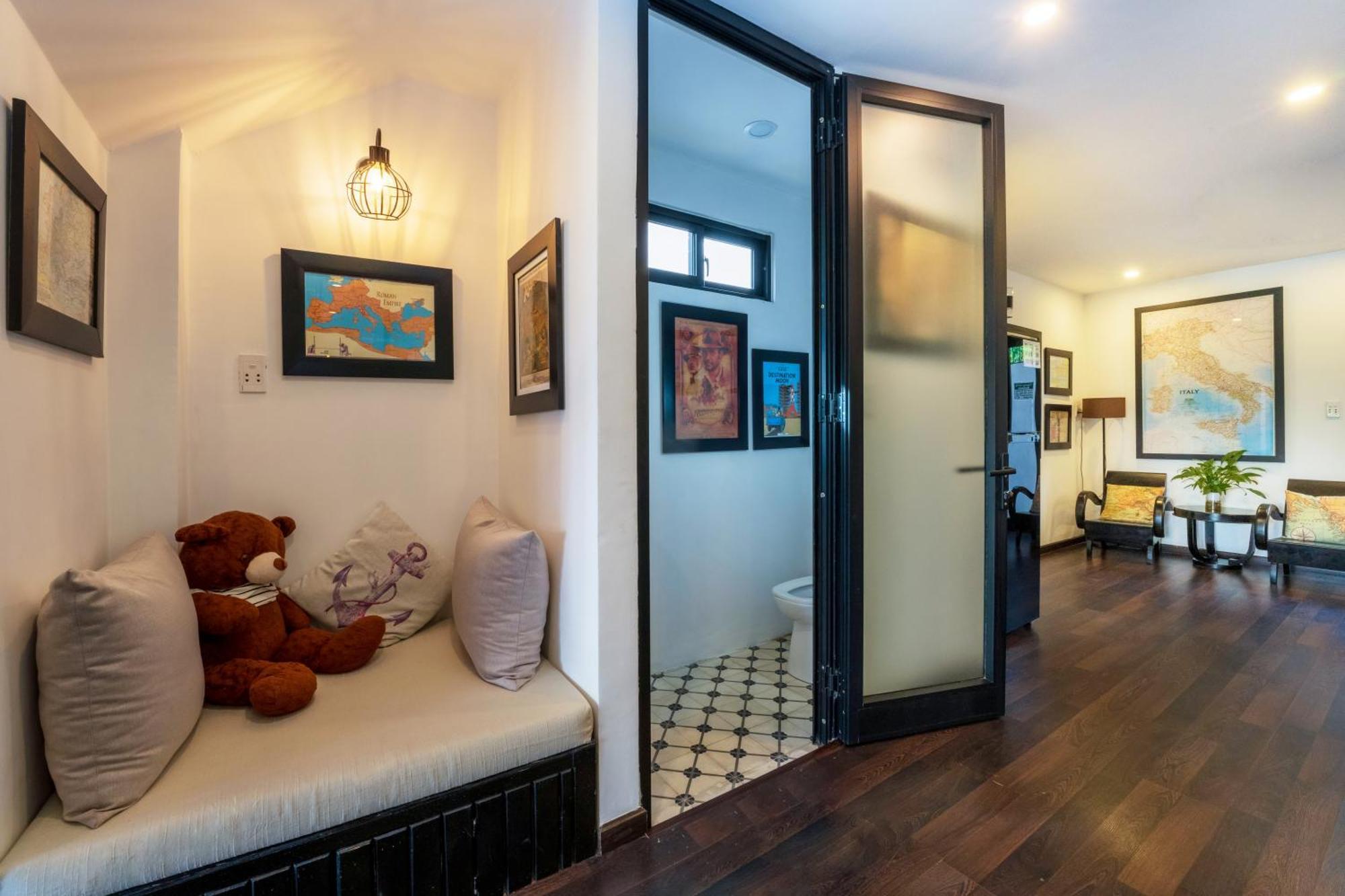 Shadyside Villa
