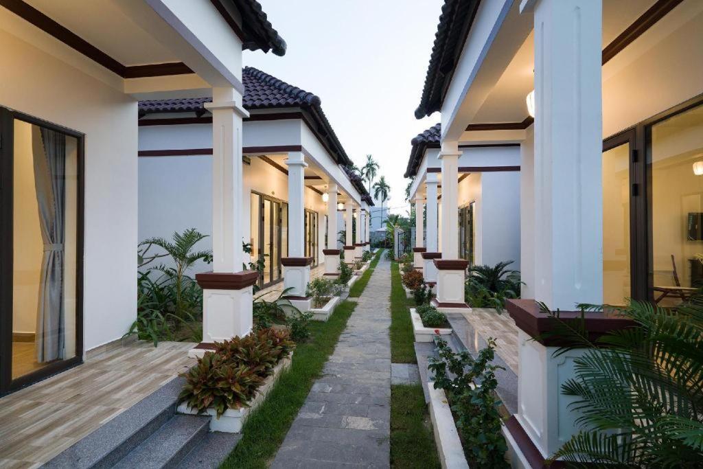 Laughter Garden 4* Hoi An