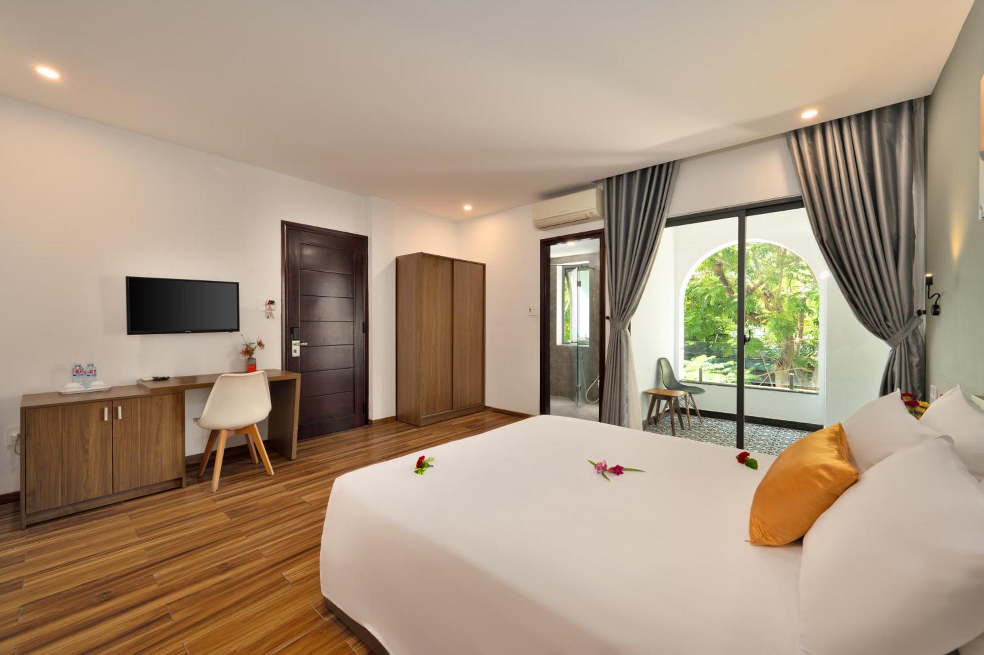 Hotel January