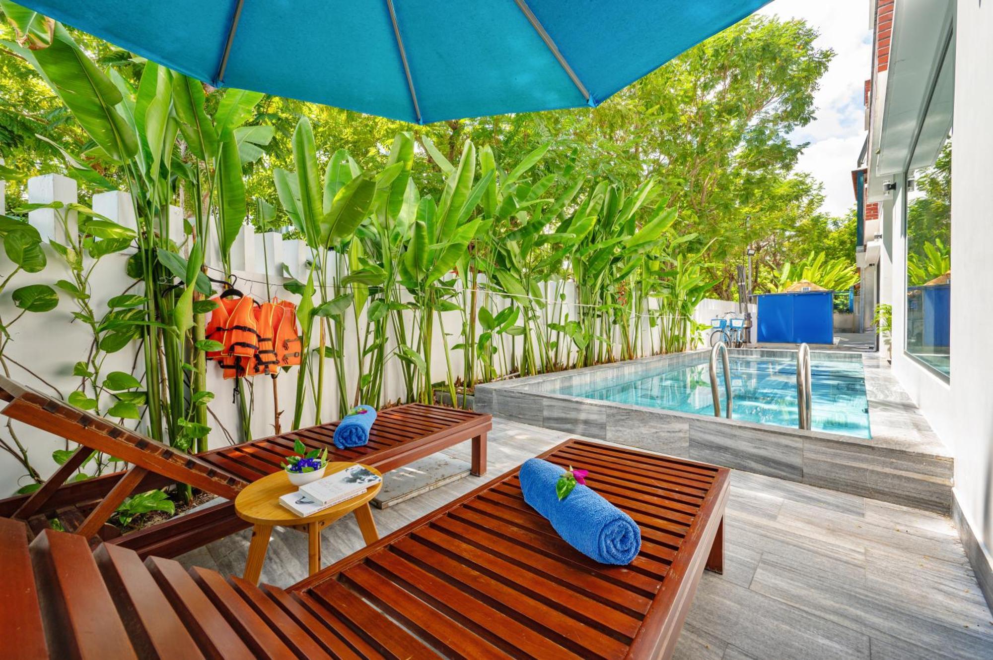 January Hotel