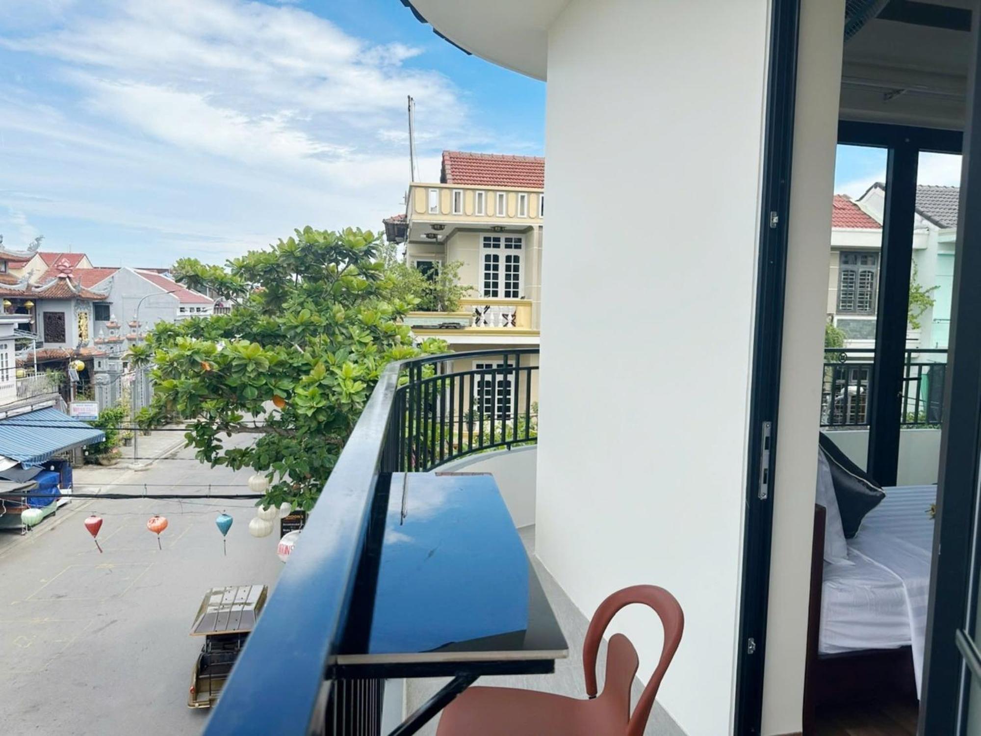 Lisa 2 Hội An