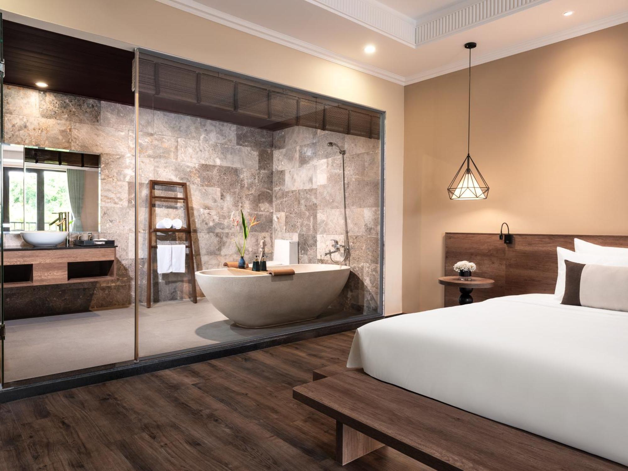 Sen Village Resort 5*
