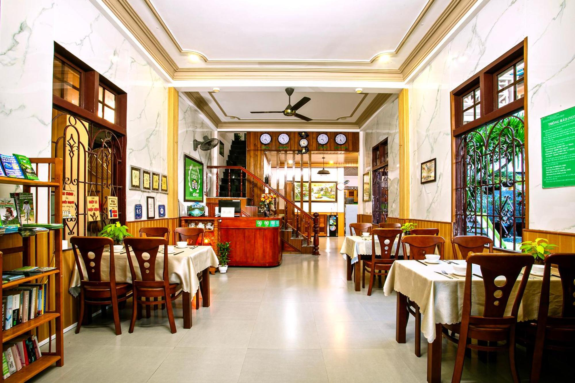 Ngan Phu * Hoi An