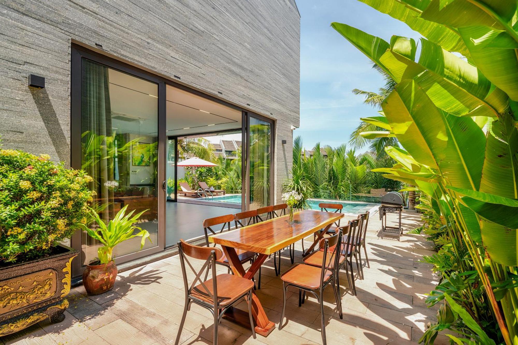 Bt208 Riverside With Private Pool Villa