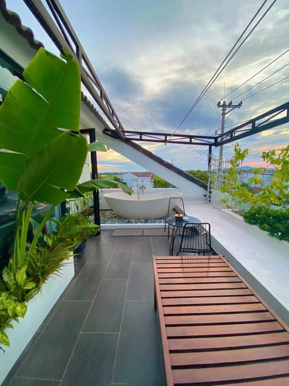 Charm Champion Hoian Aparthotel