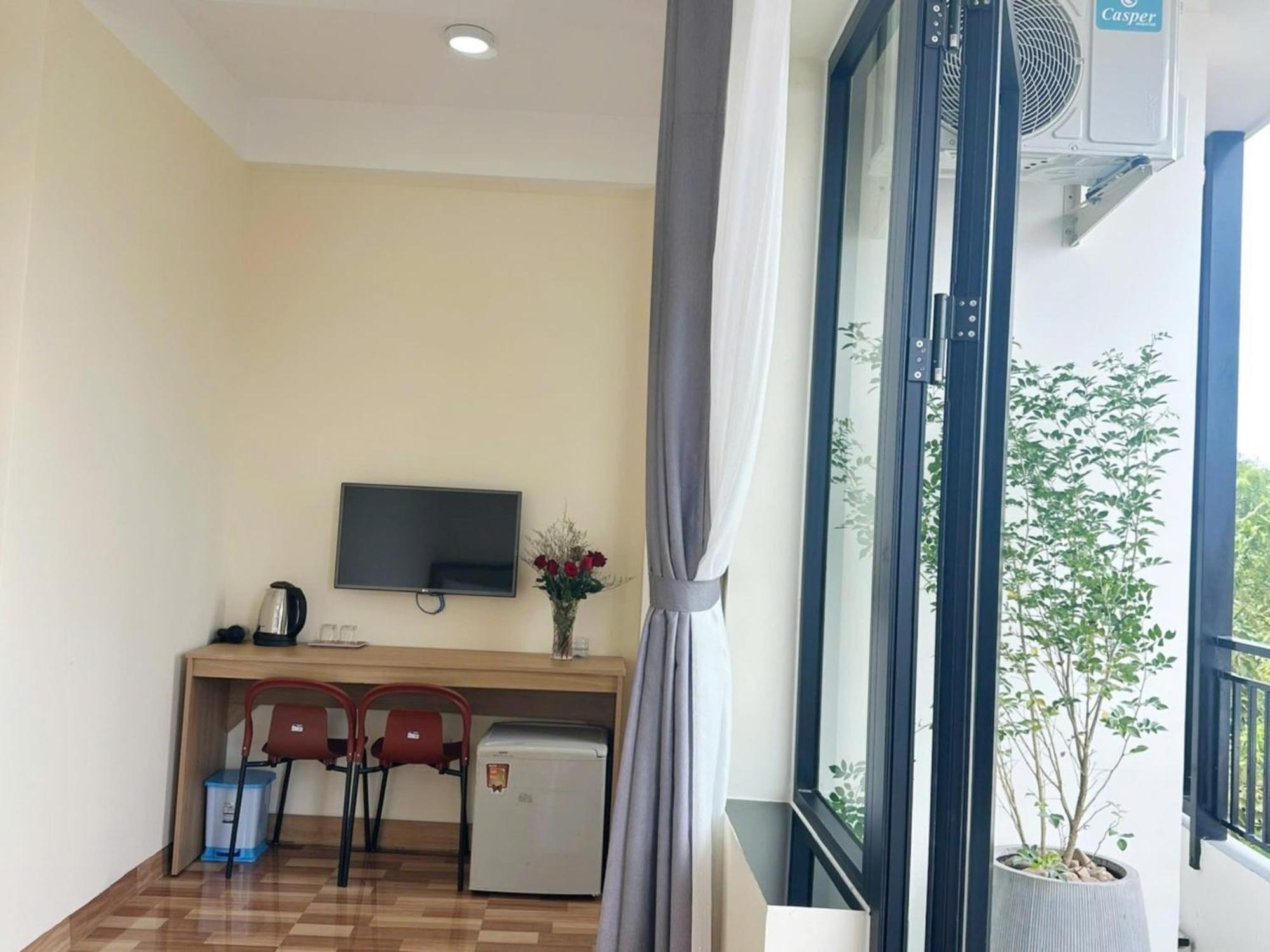 Lisa 2 * Hội An