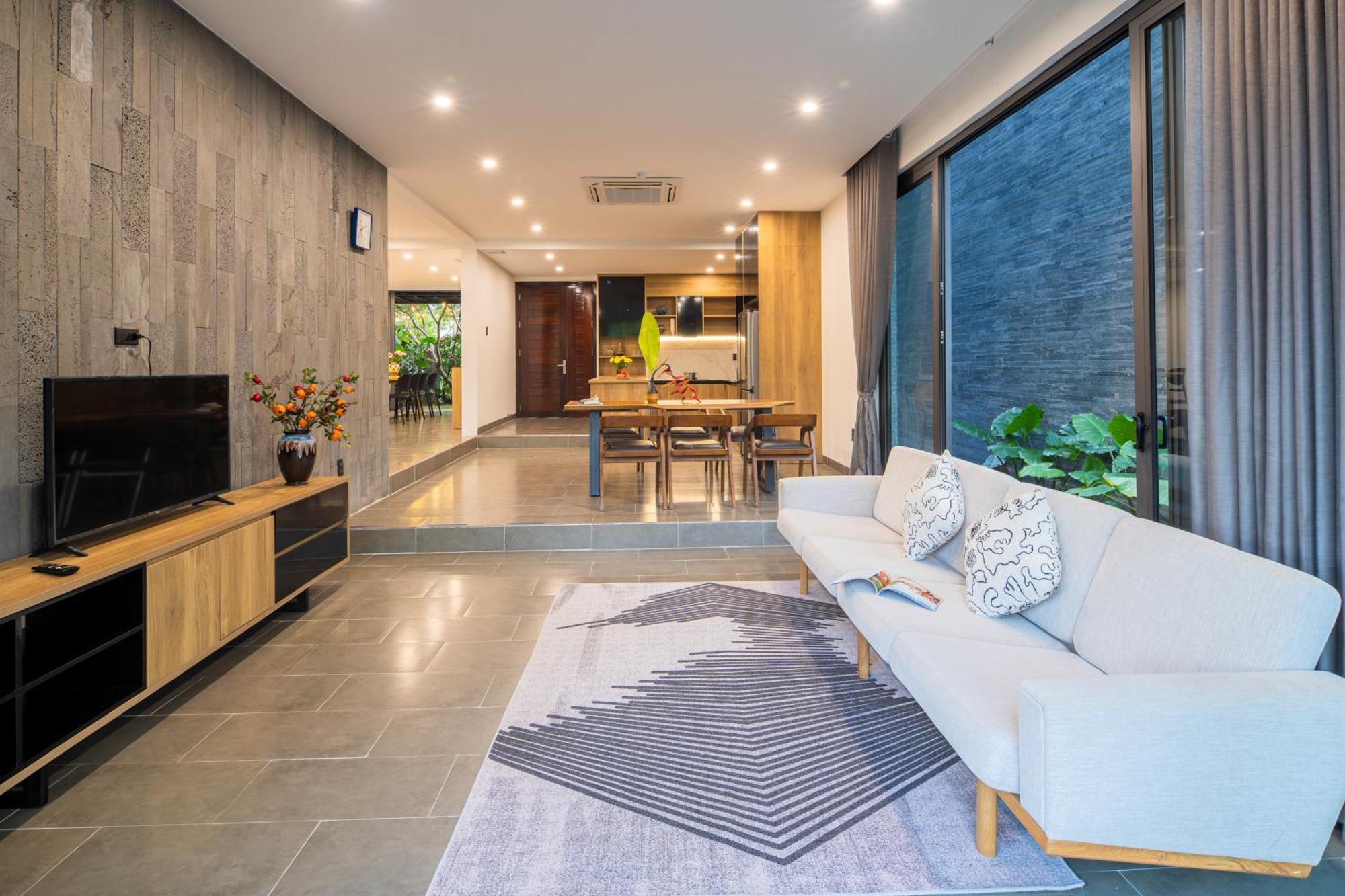 River Villa *