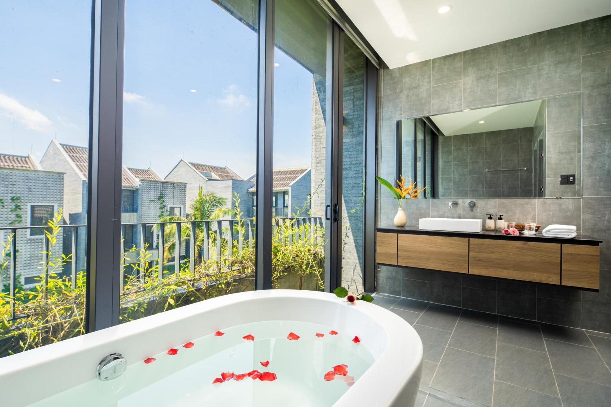 River Villa *