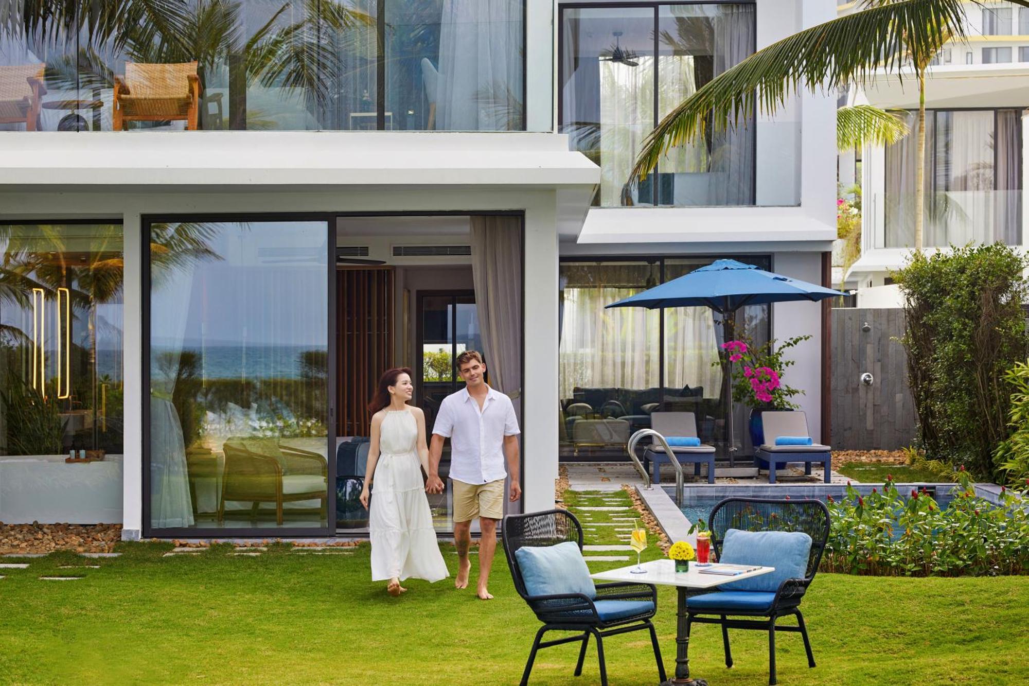 Wyndham Royal Beachfront & Resort 5*