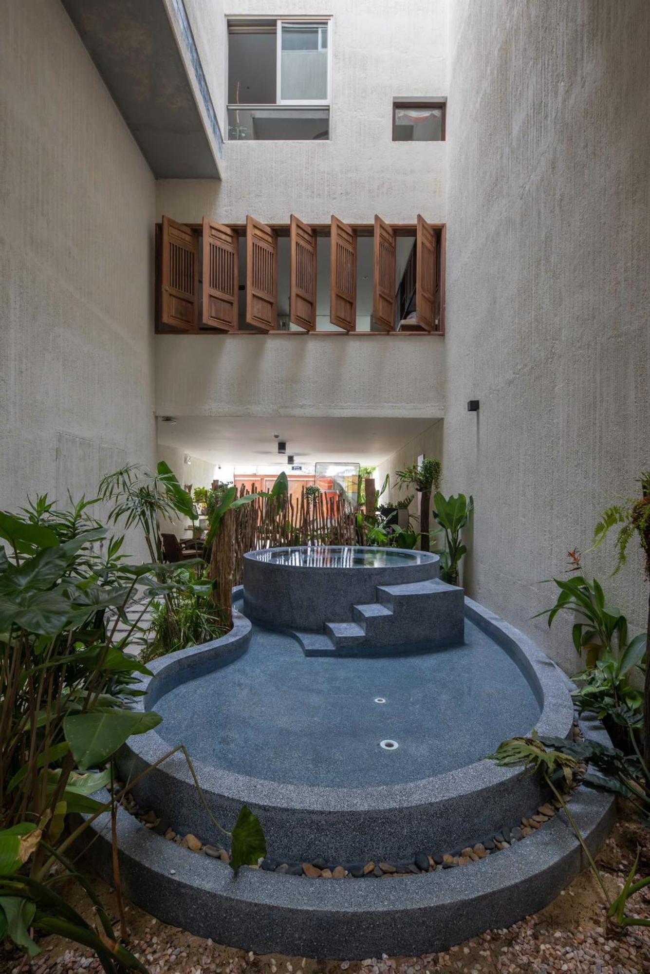 Hotel Camfusion House