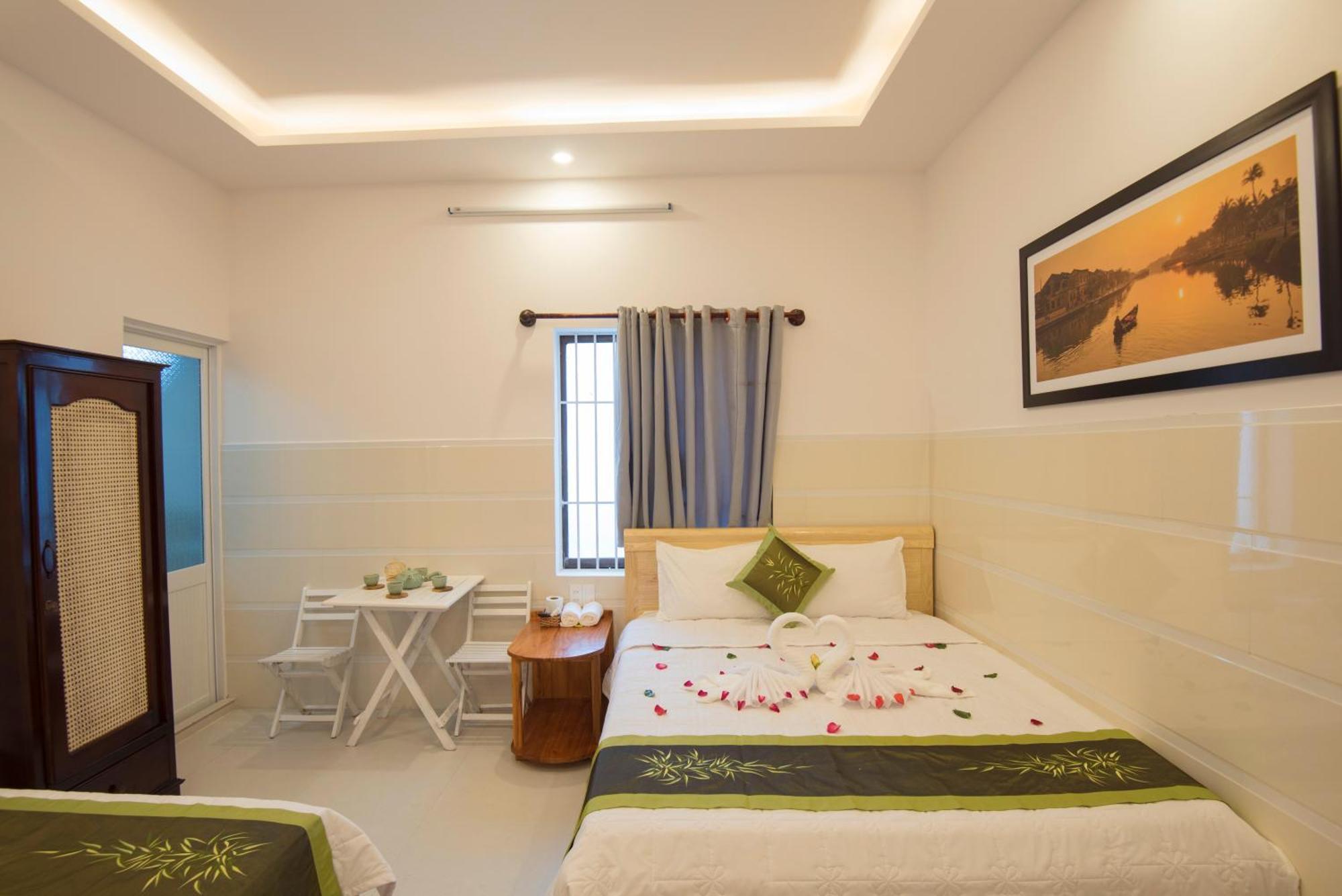 Homestay Bong House
