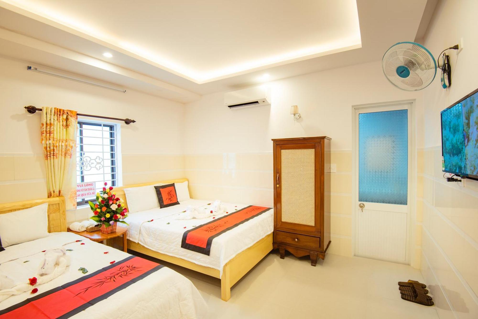 Homestay Bong House