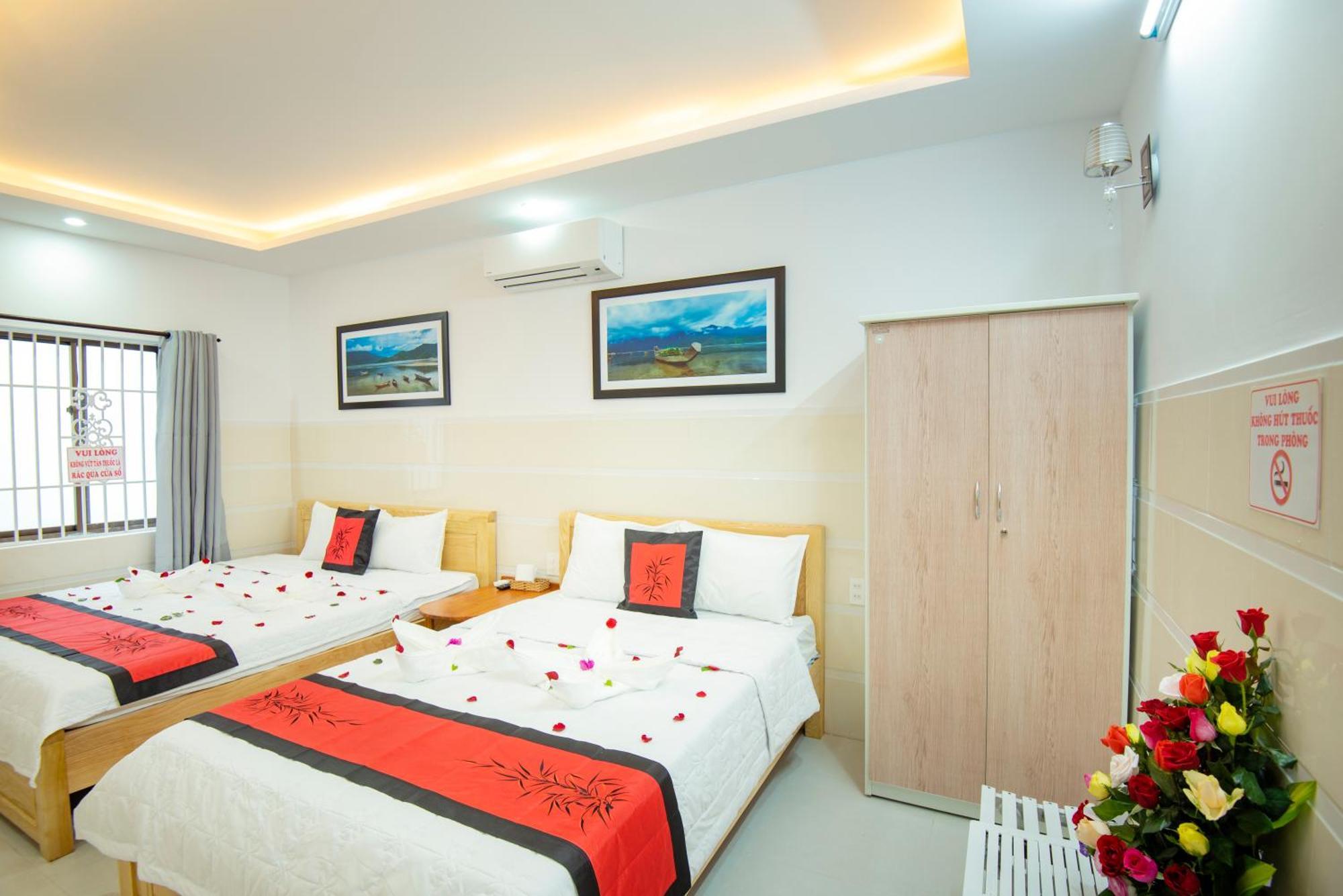 Bong House Homestay *