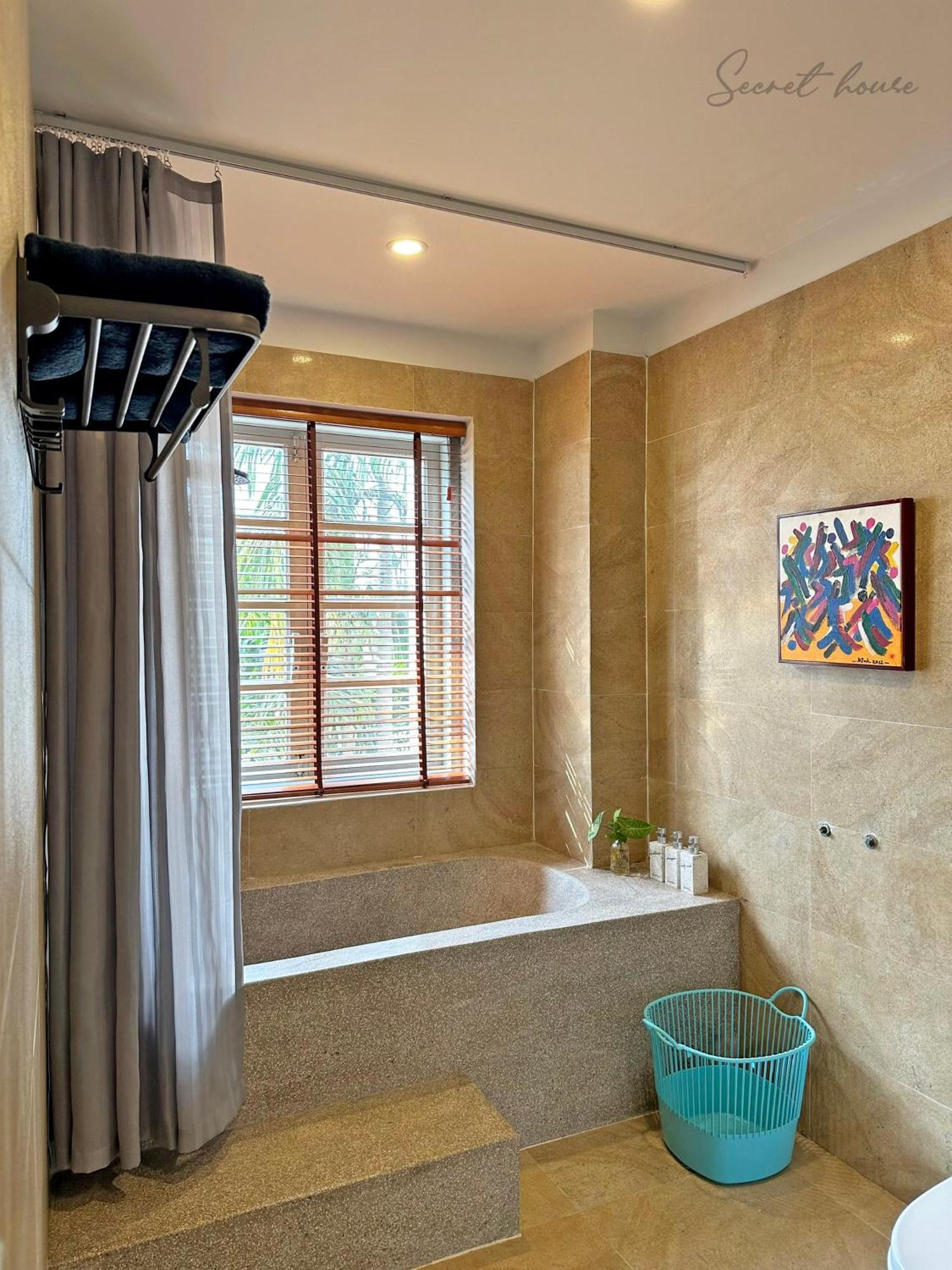 Khách sạn Secret House Boutique 4*