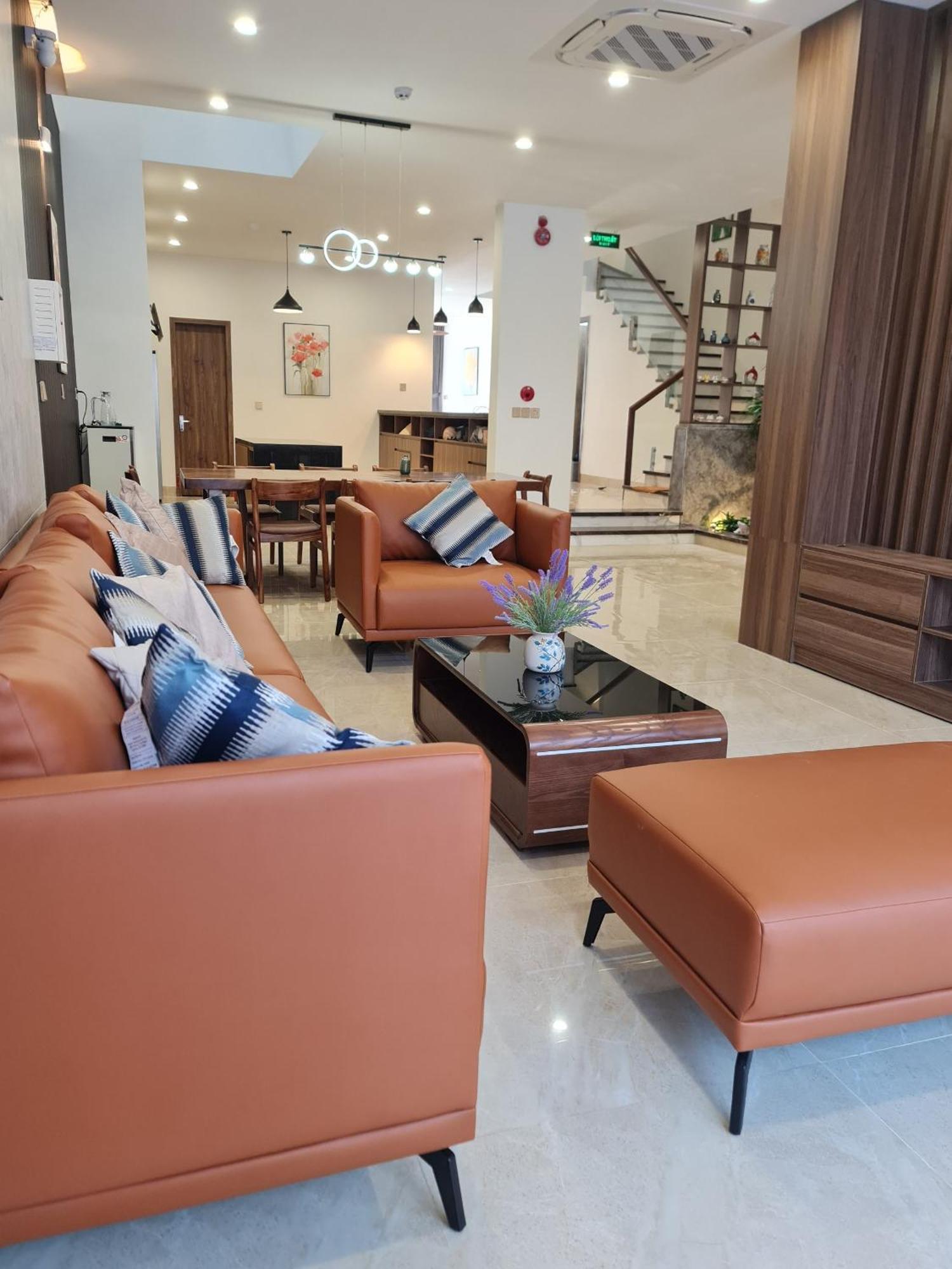 Hoi Hotel *