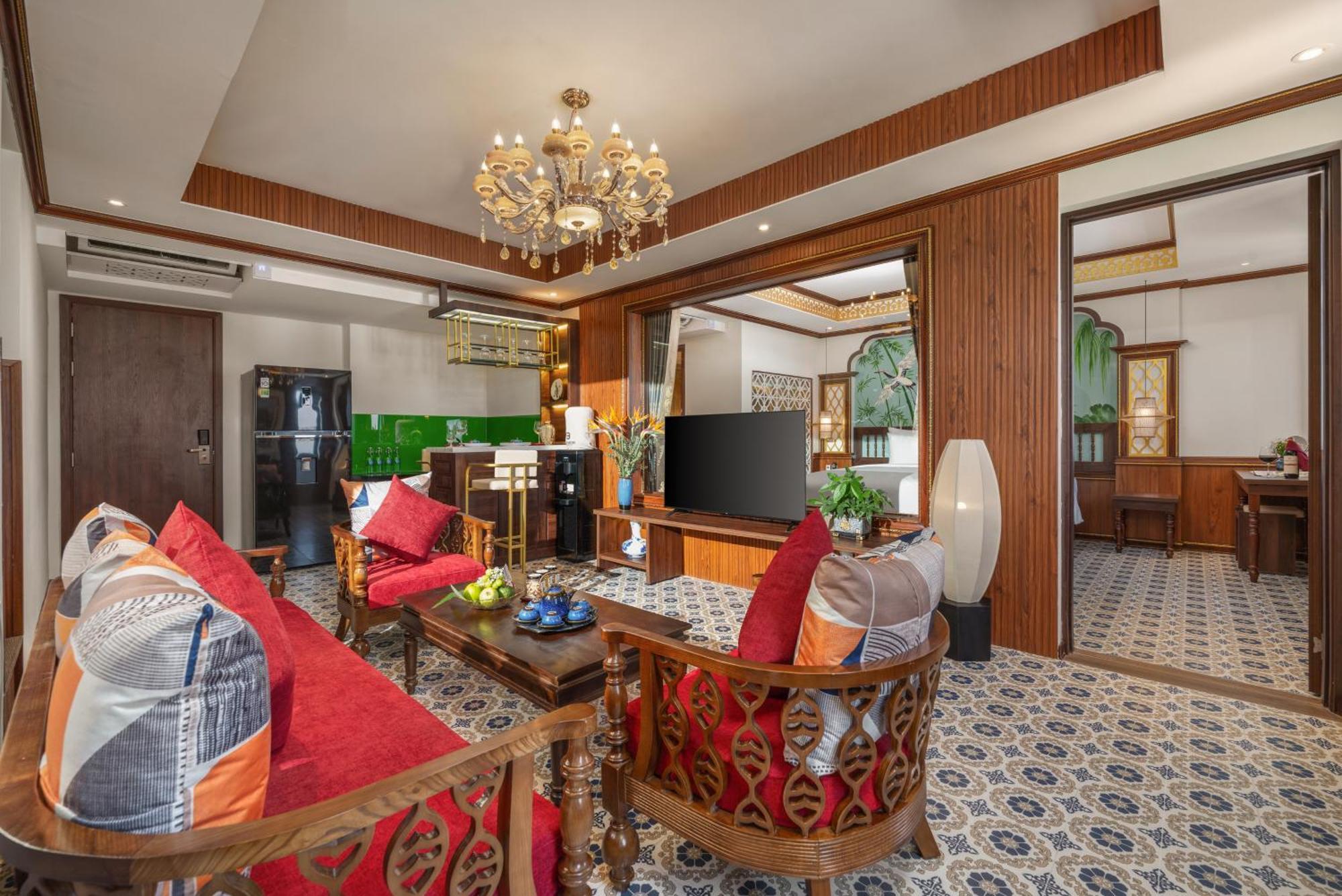 Babylon Luxury & Spa Hoi An