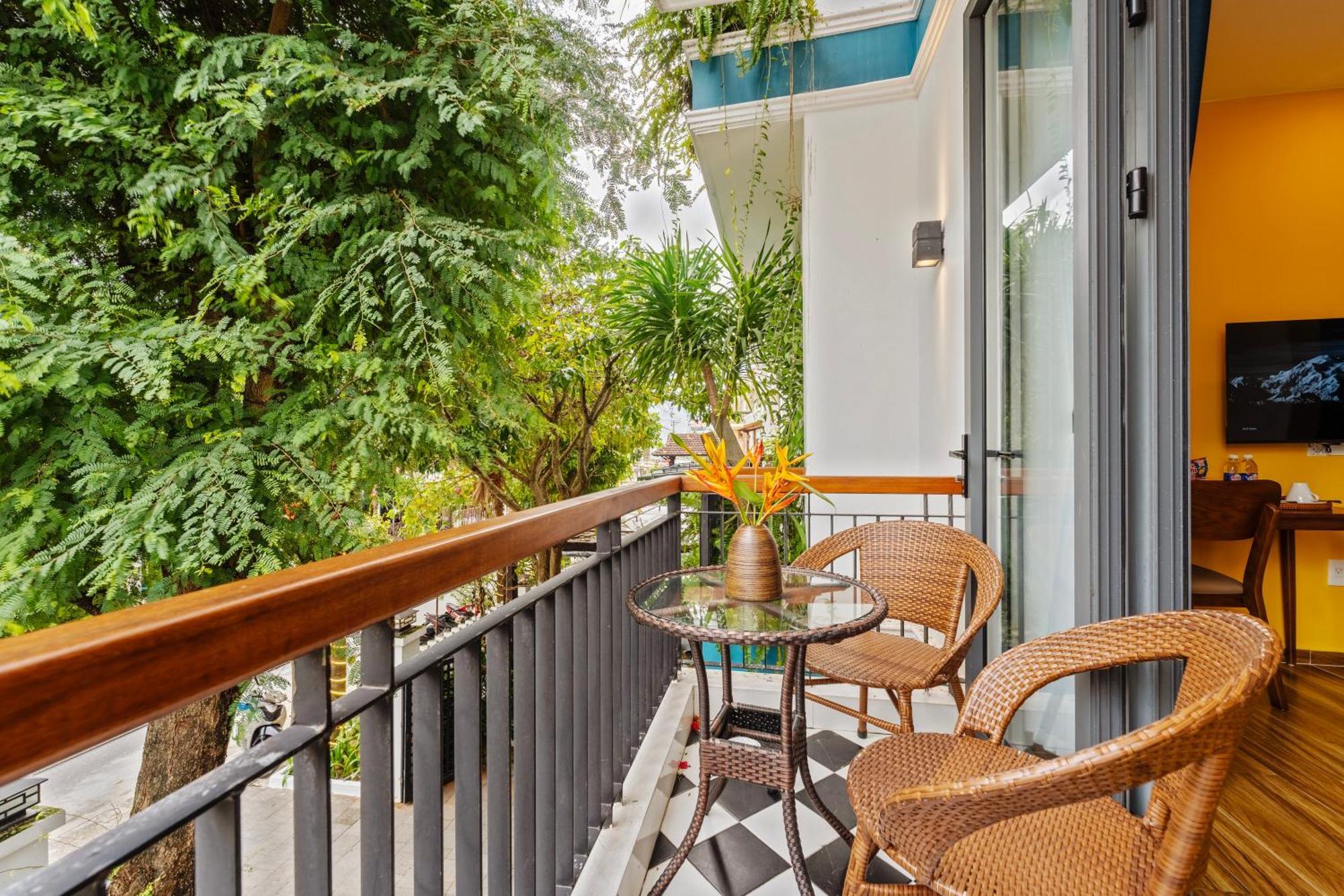 The Nam An Khách sạn 4*