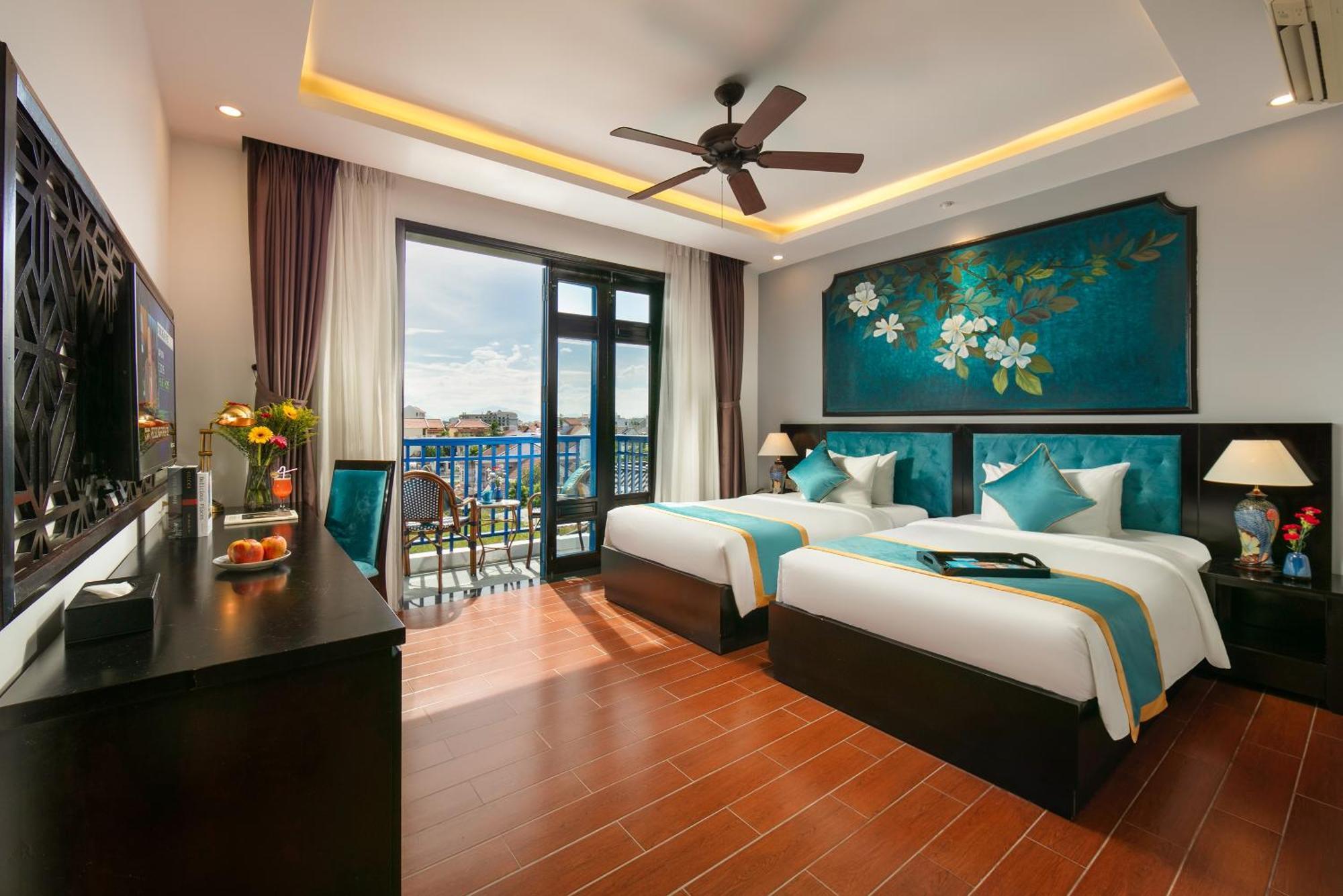 Silk River & Hotel 4*