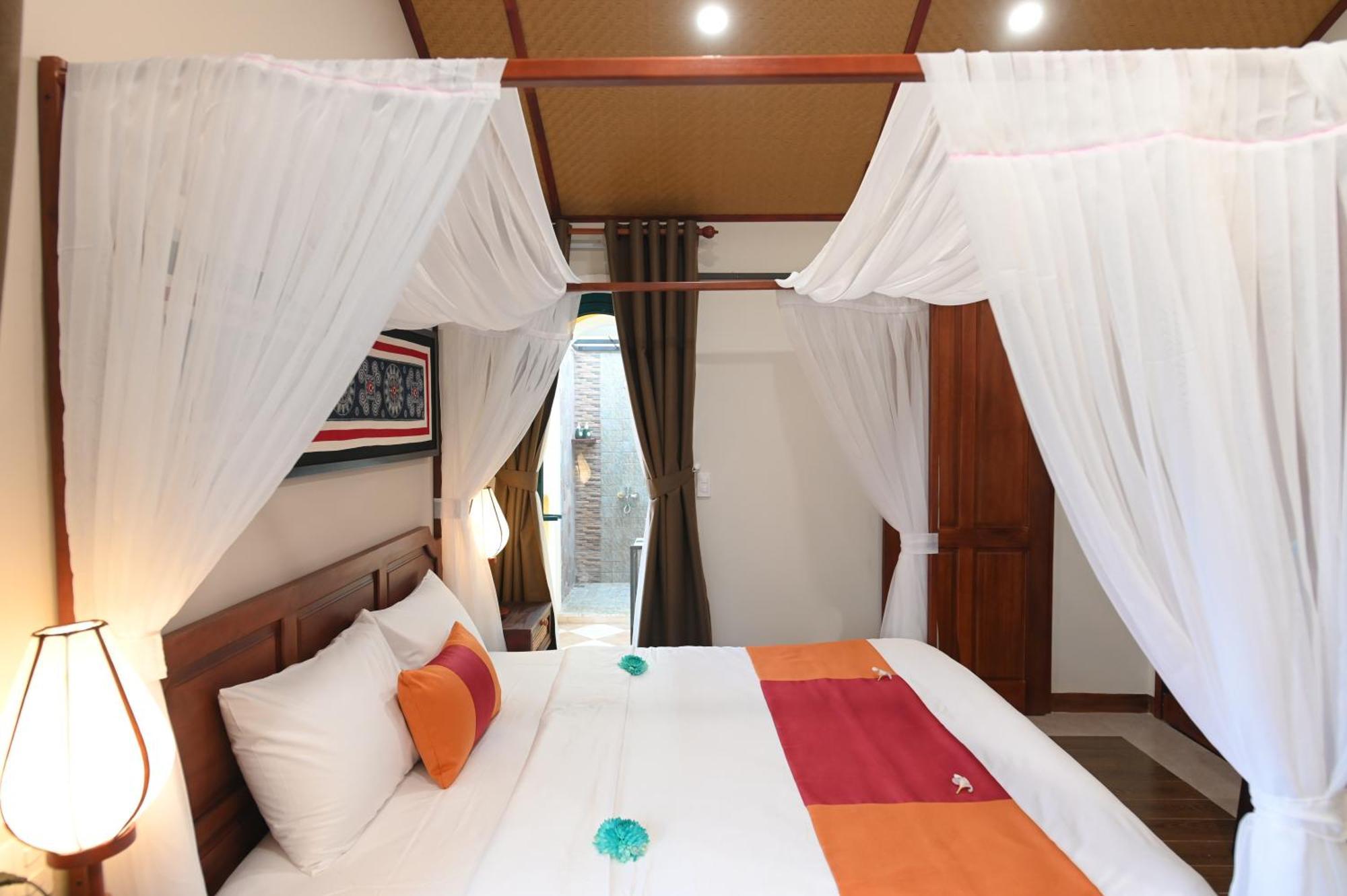 Hotel De'colore Hoi An