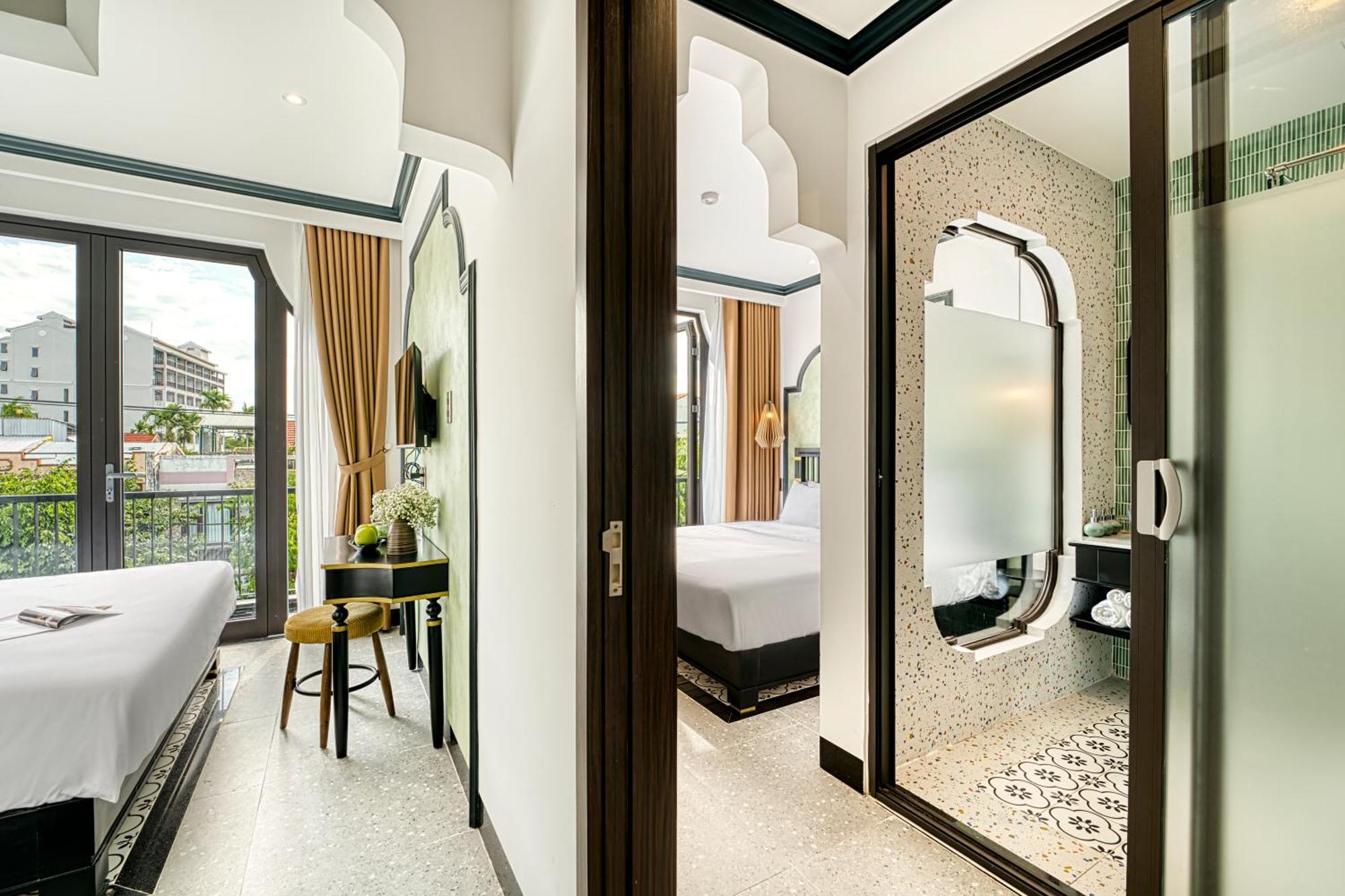 Rokas Boutique Hotel 3*