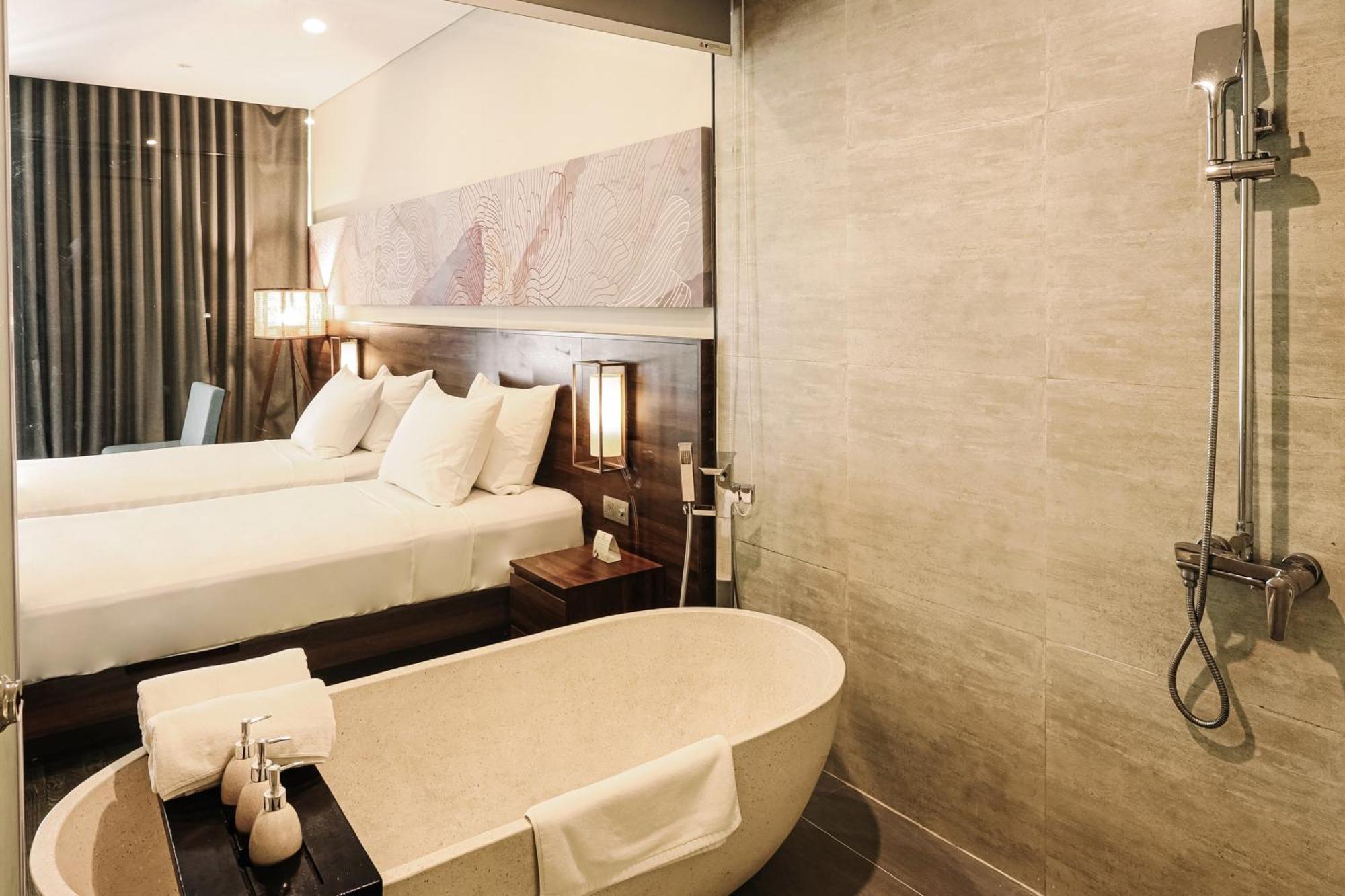 Memories & 5* Hoi An