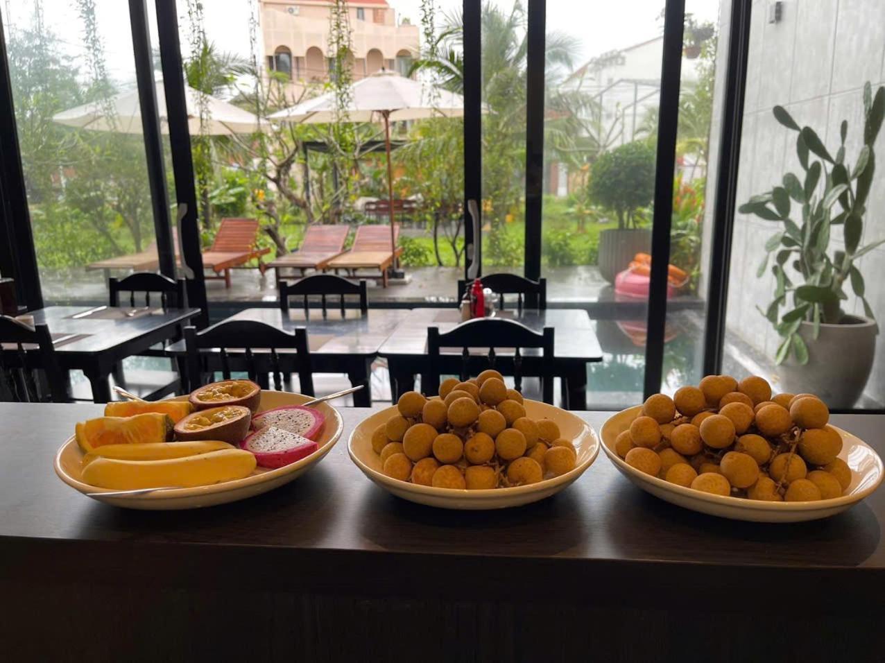 Duong - Entire - Pool Side - Private Garden Apartment