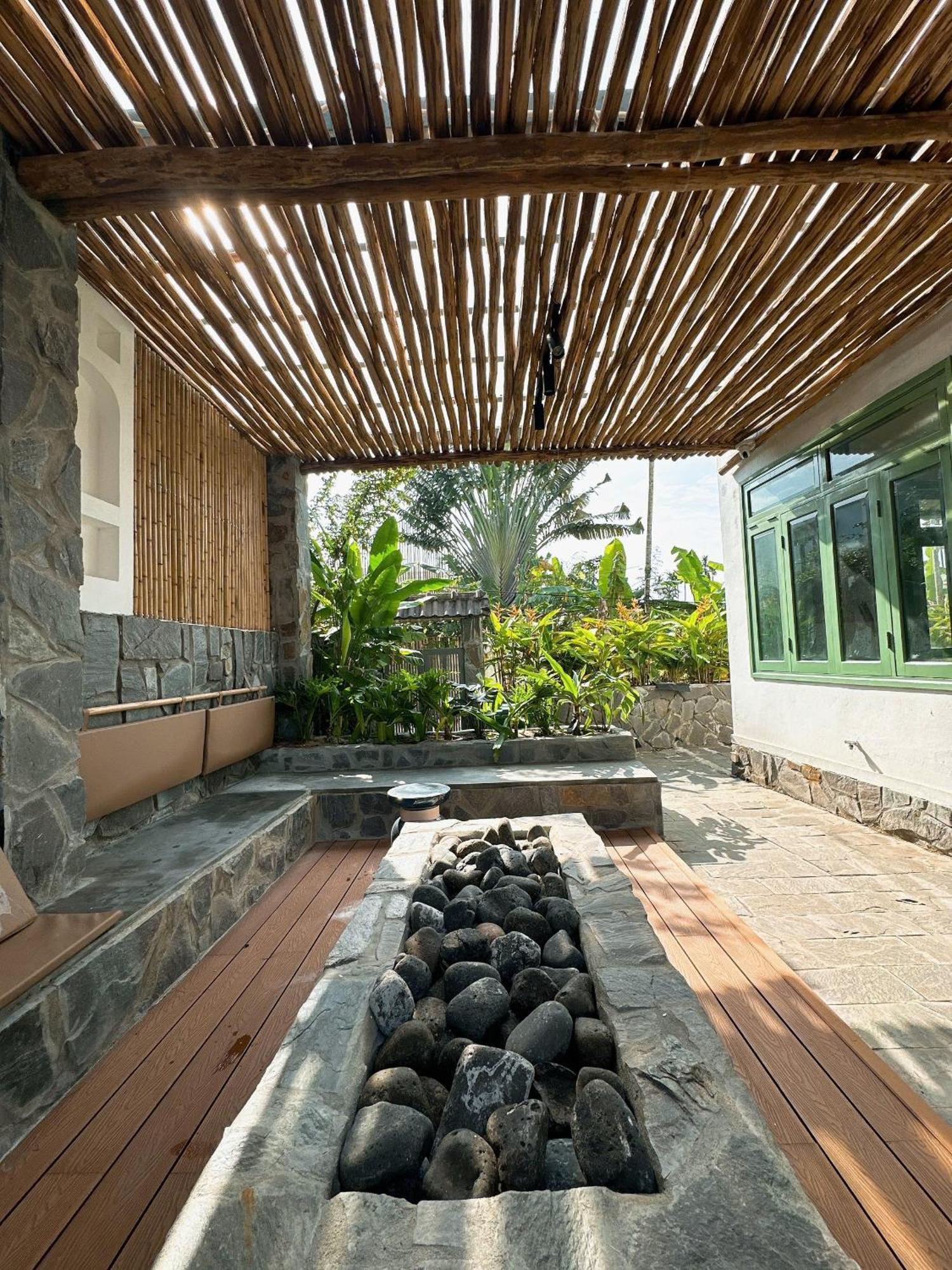 Manling Retreat Hoi An