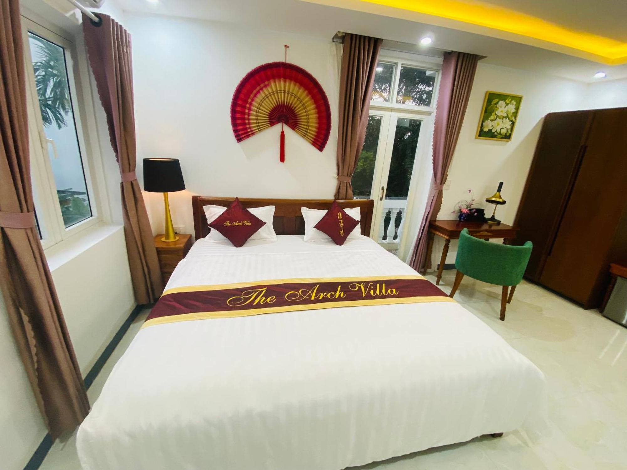 The Arch Hotel