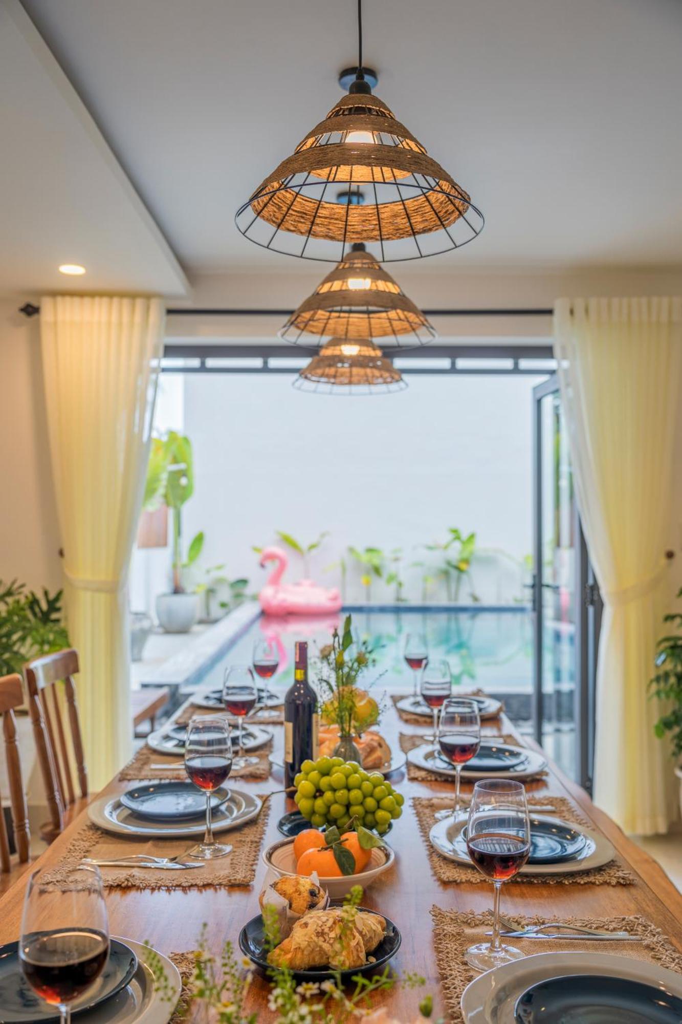 Happy Hội An