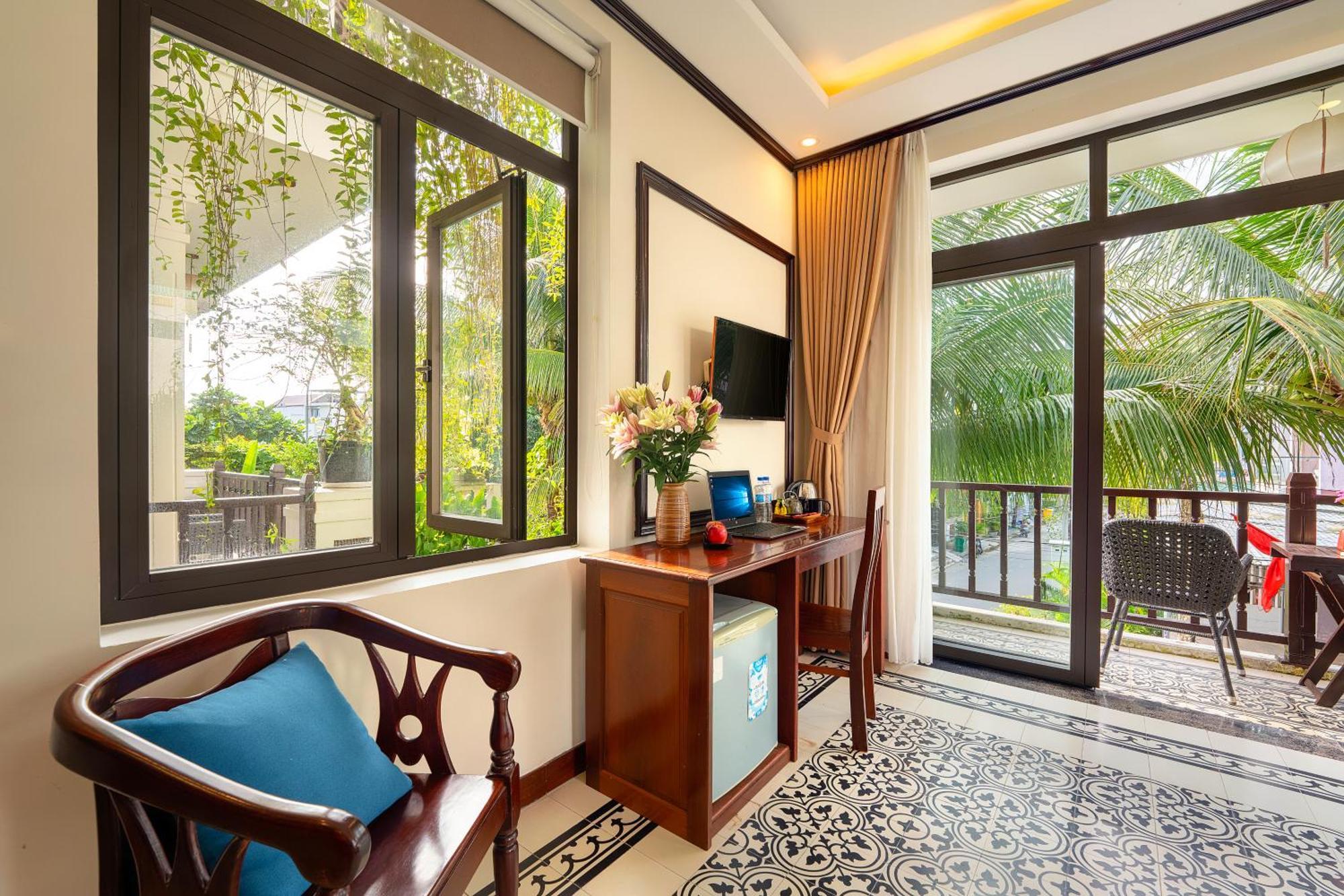 Discovery Hotel 3*