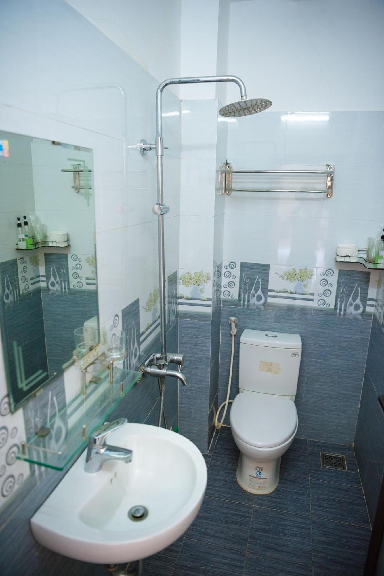 Gold Stone Hotel 3*