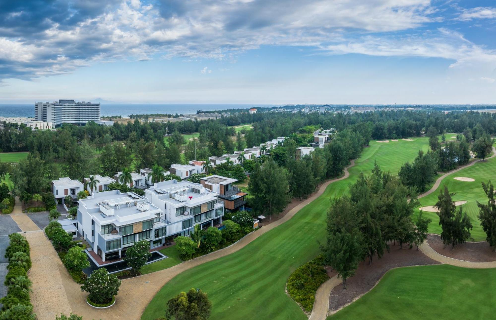 Montgomerie Links & Hoi An