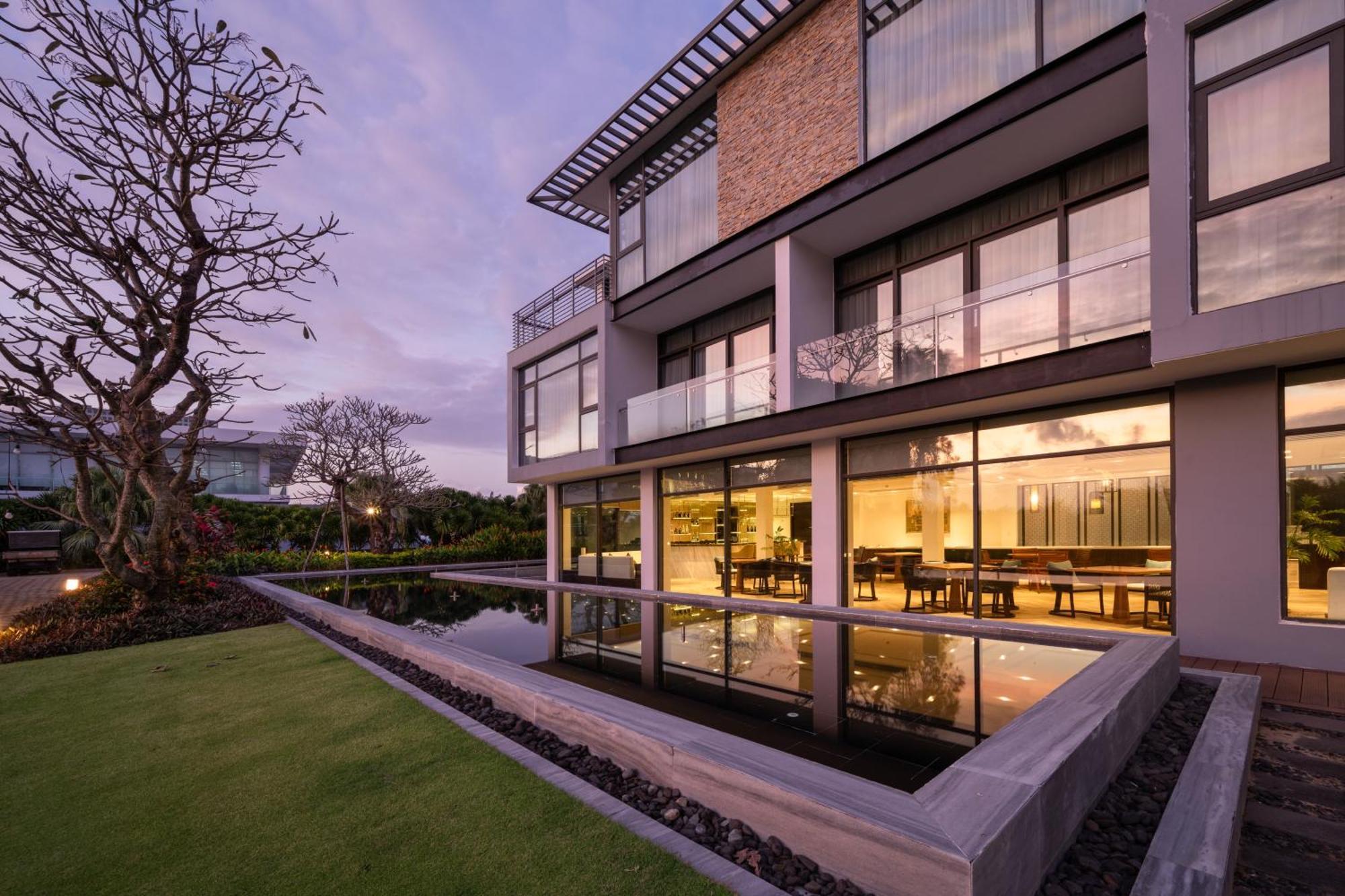 Montgomerie Links & Resort