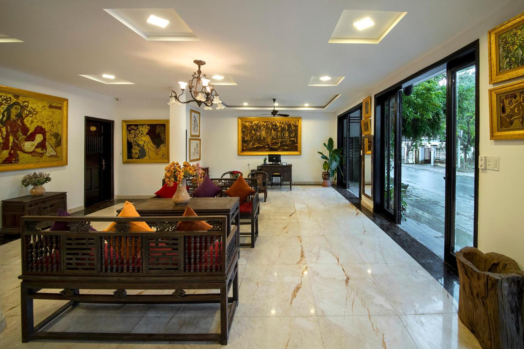 Hotel Art Museum 3*