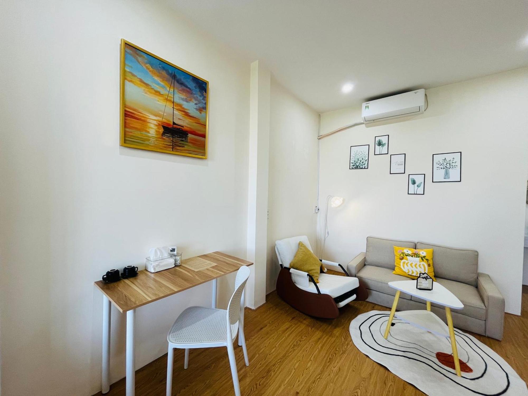 Lanni House *