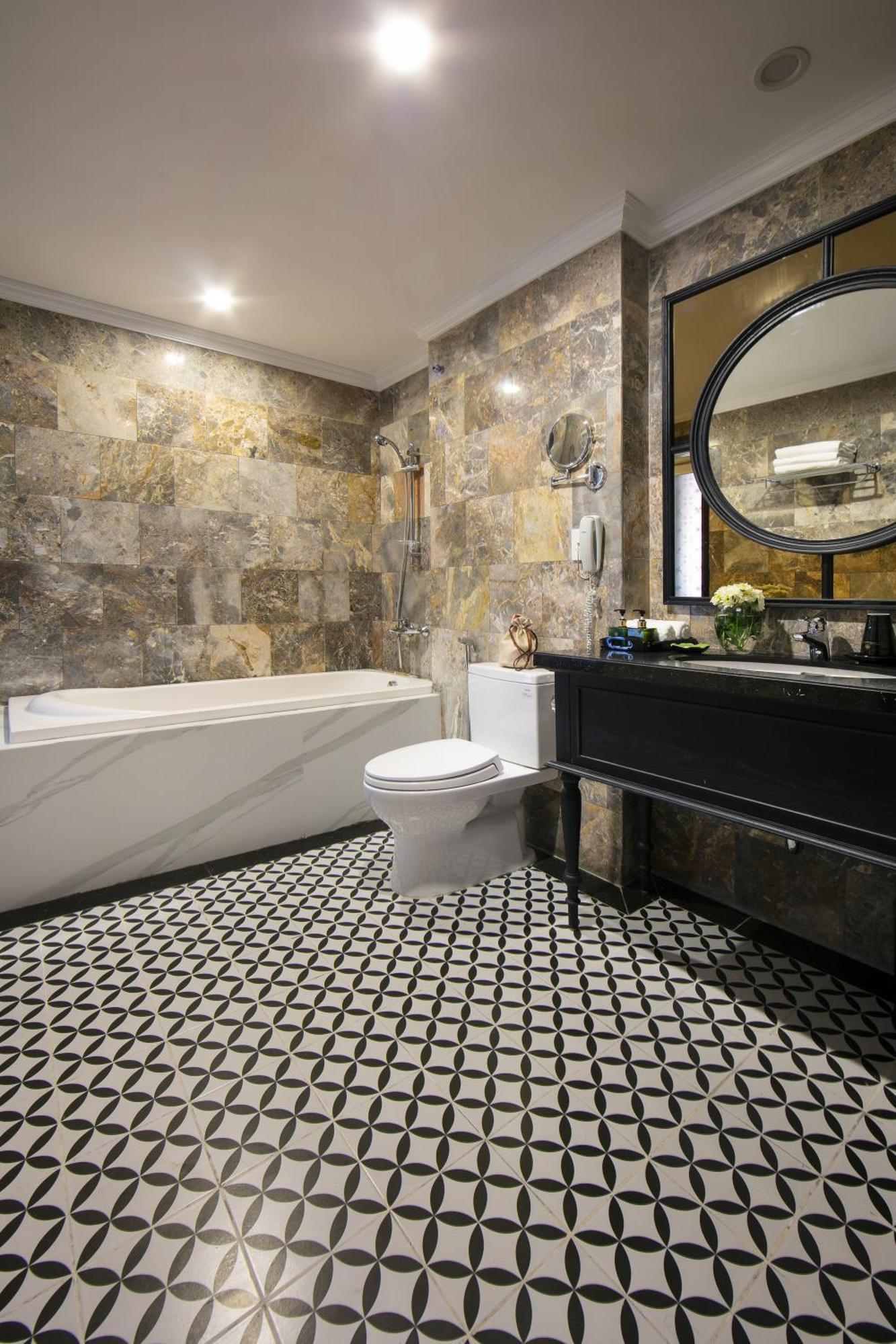 Hotel Golden &