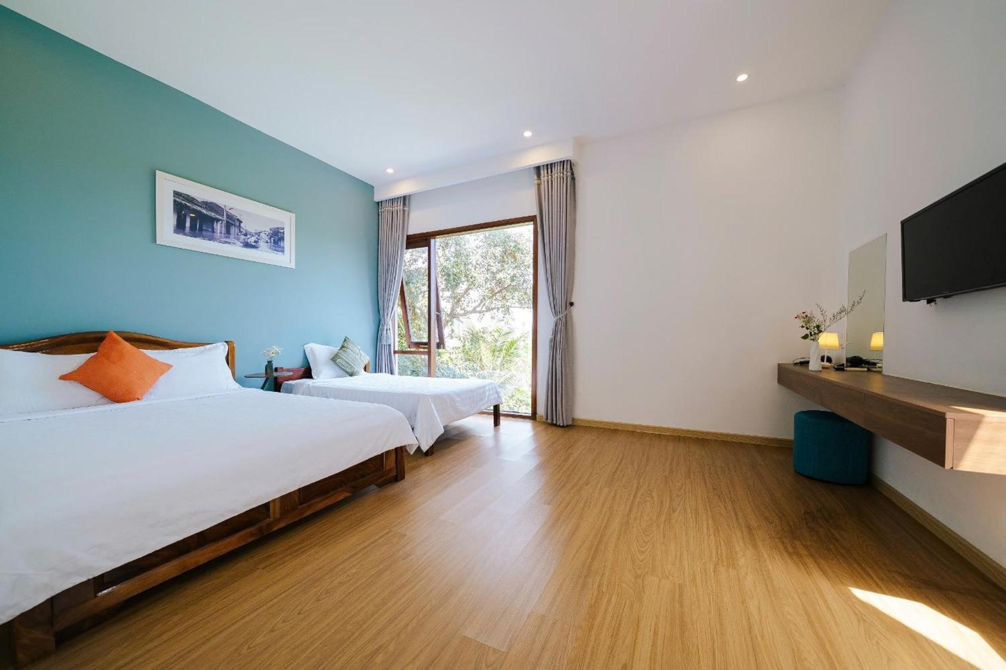 Villa World