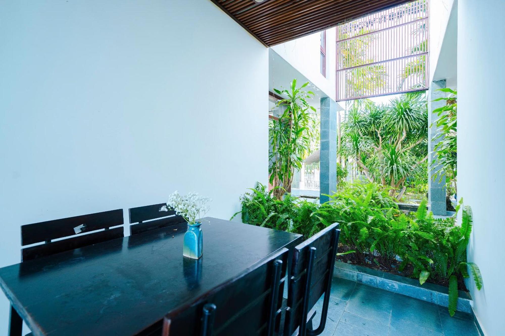 World Villa