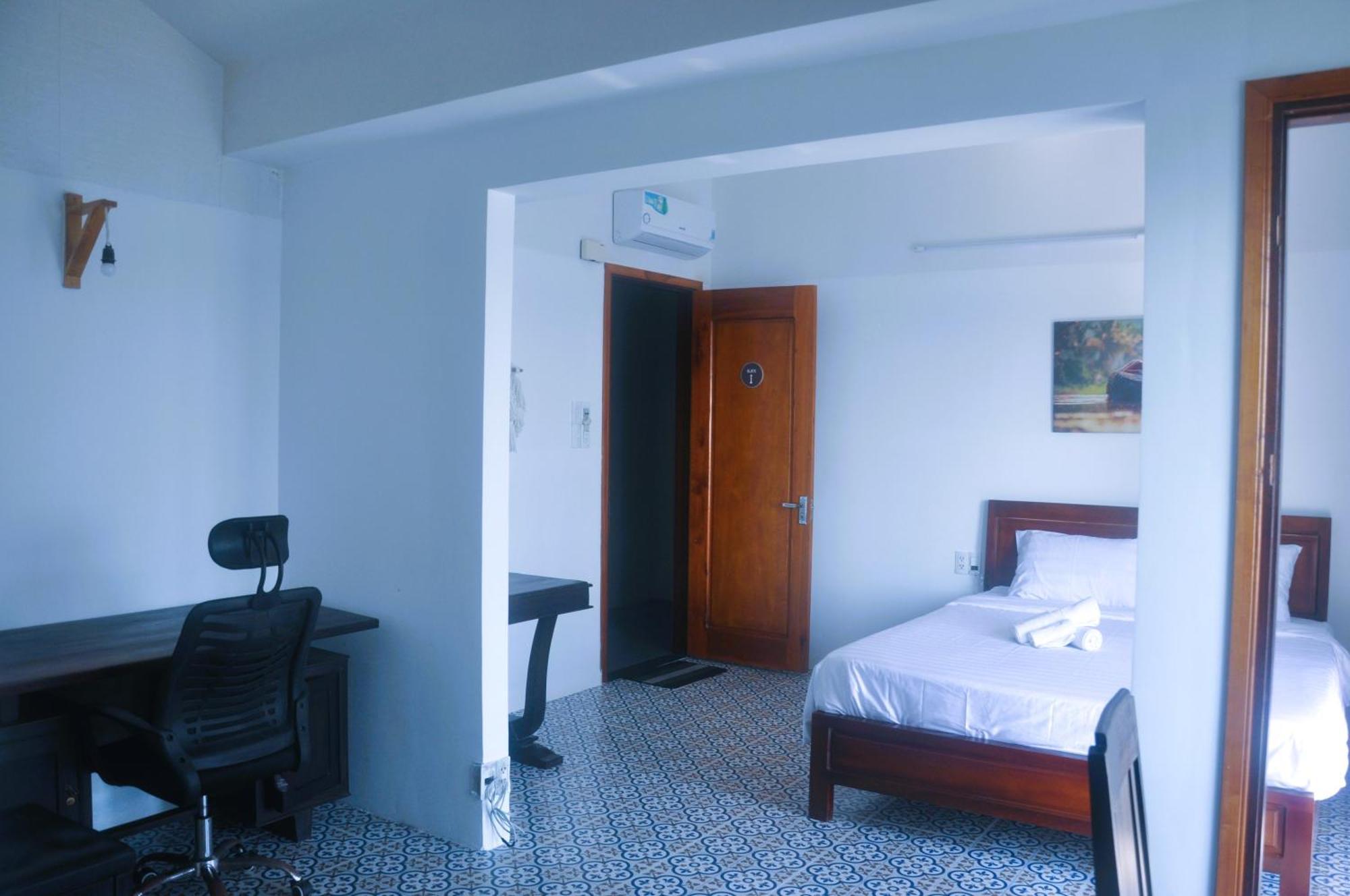 Autumn Bay Retreat Hotel Hoi An