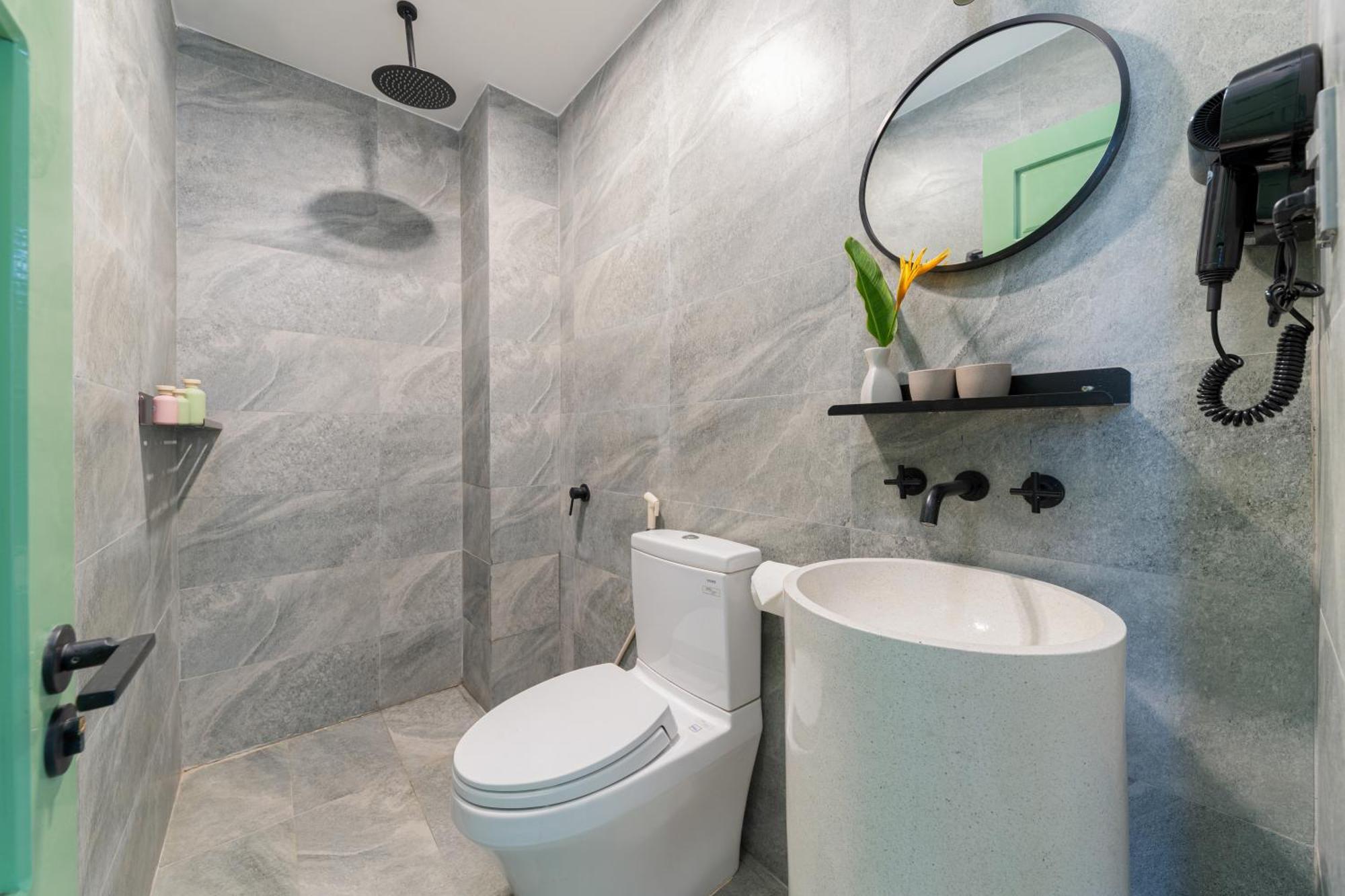 Manling Retreat Hotel 3*
