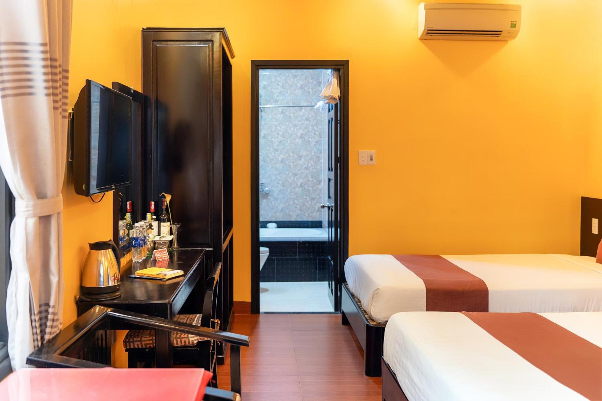 Golden Bell Homestay