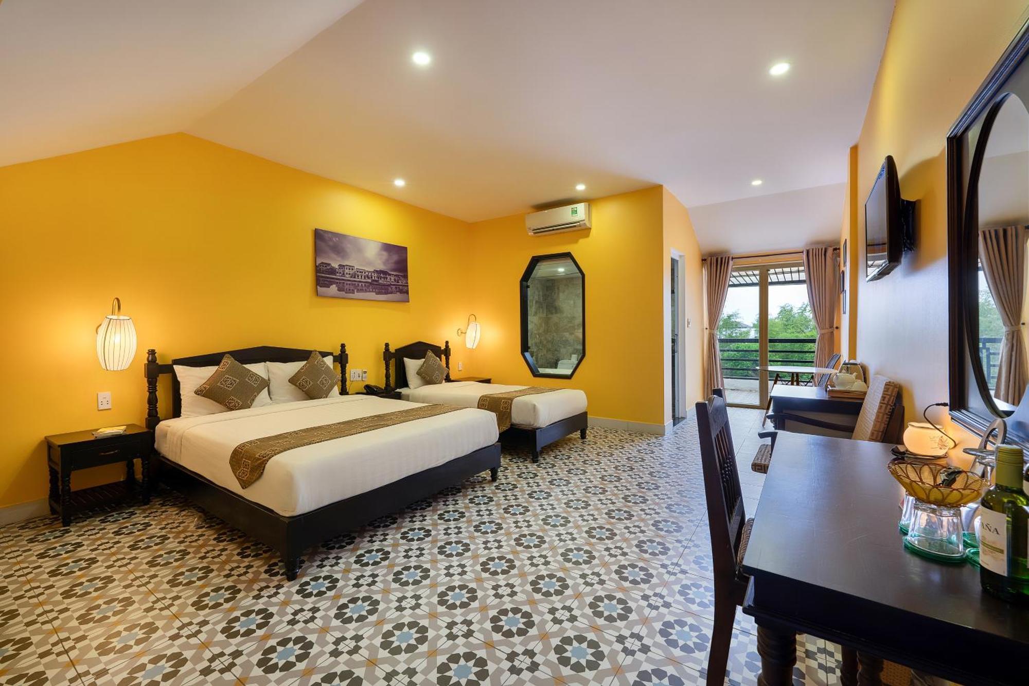 Golden Bell Homestay