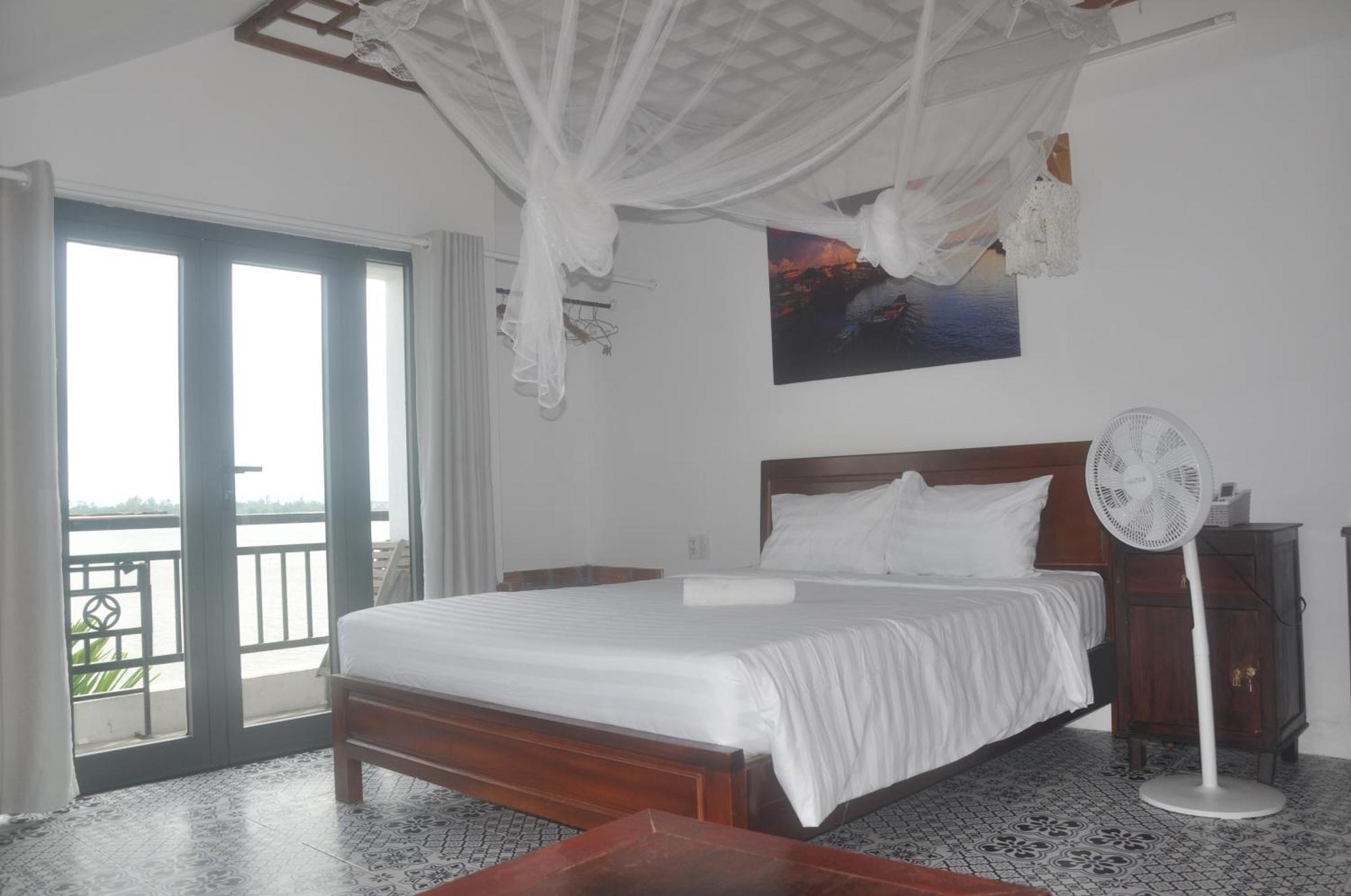 Hotel Autumn Bay Retreat Hoi An