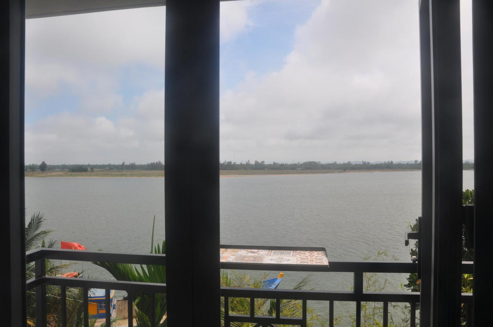Autumn Bay Retreat Hoi An