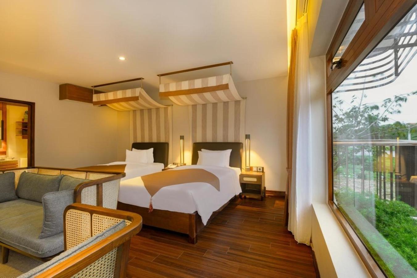 Ocean Front 4* Hoi An