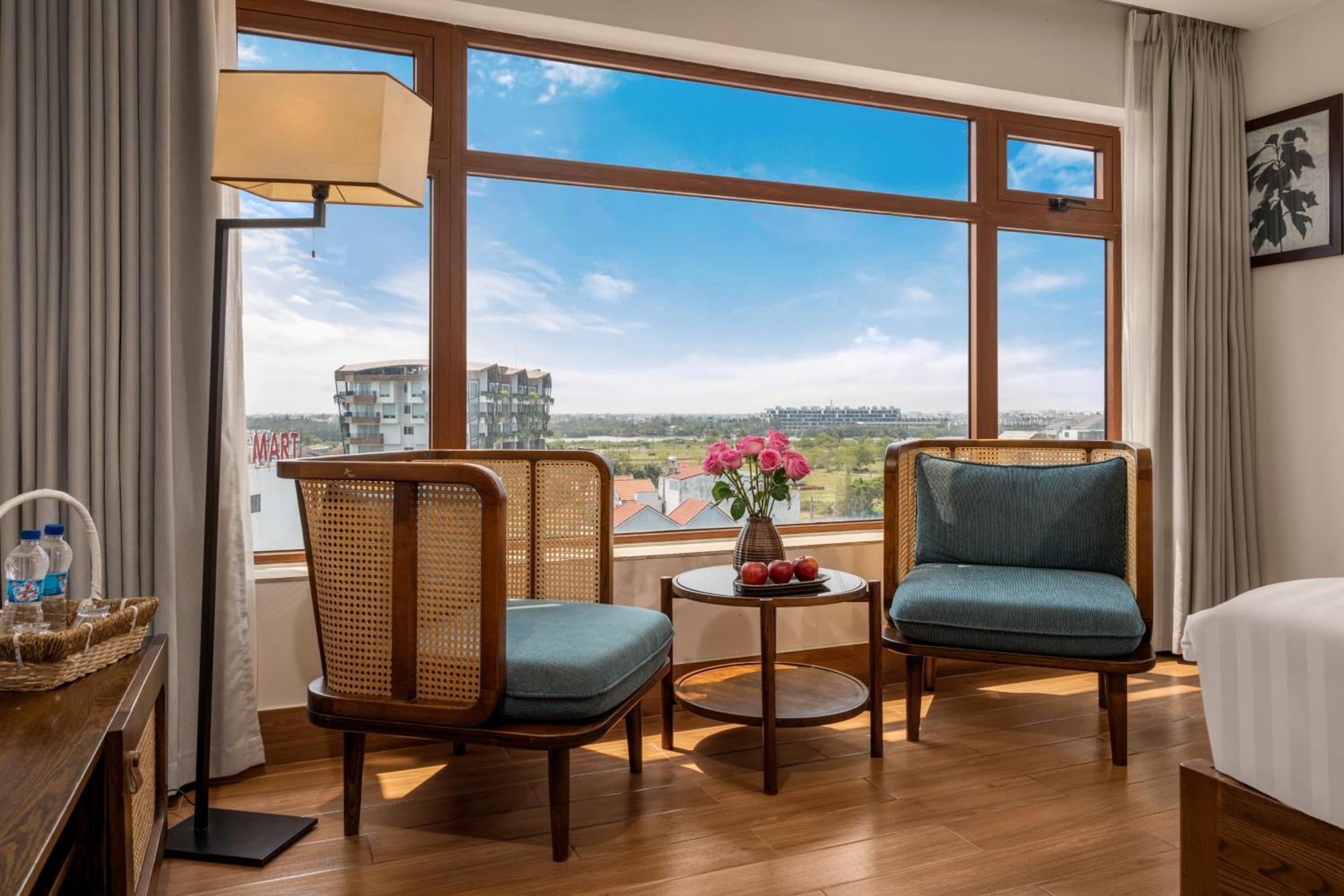 Ocean Front Hotel
