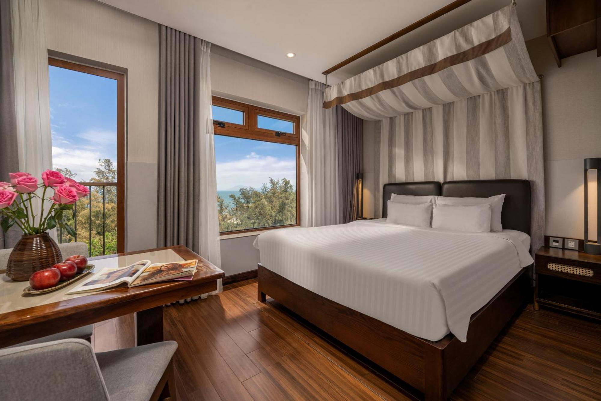 Hotel Ocean Front 4*