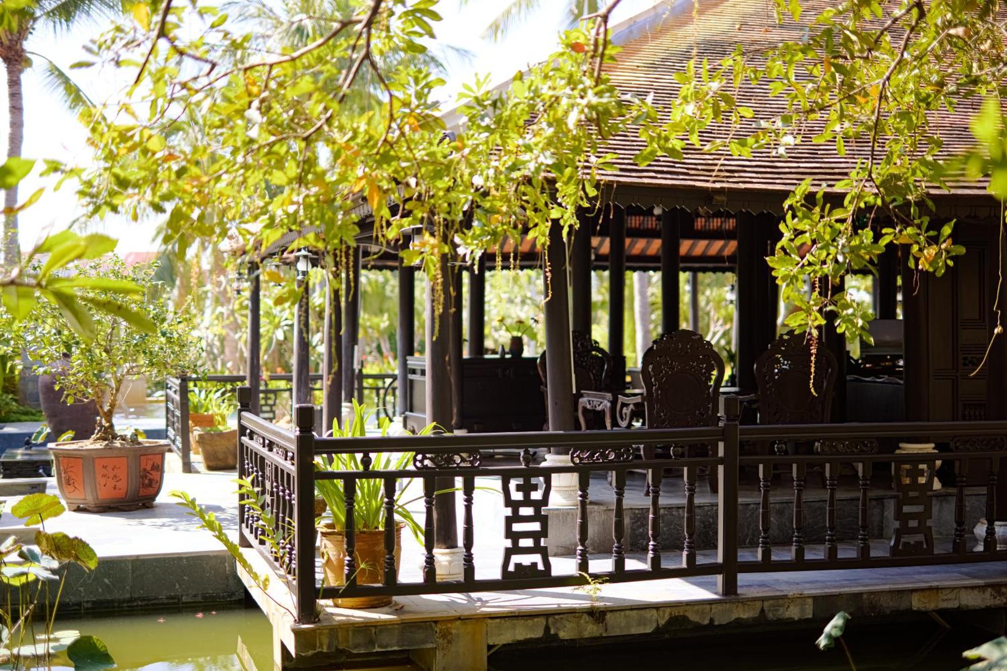 Su Retreat - Riverfront Resort