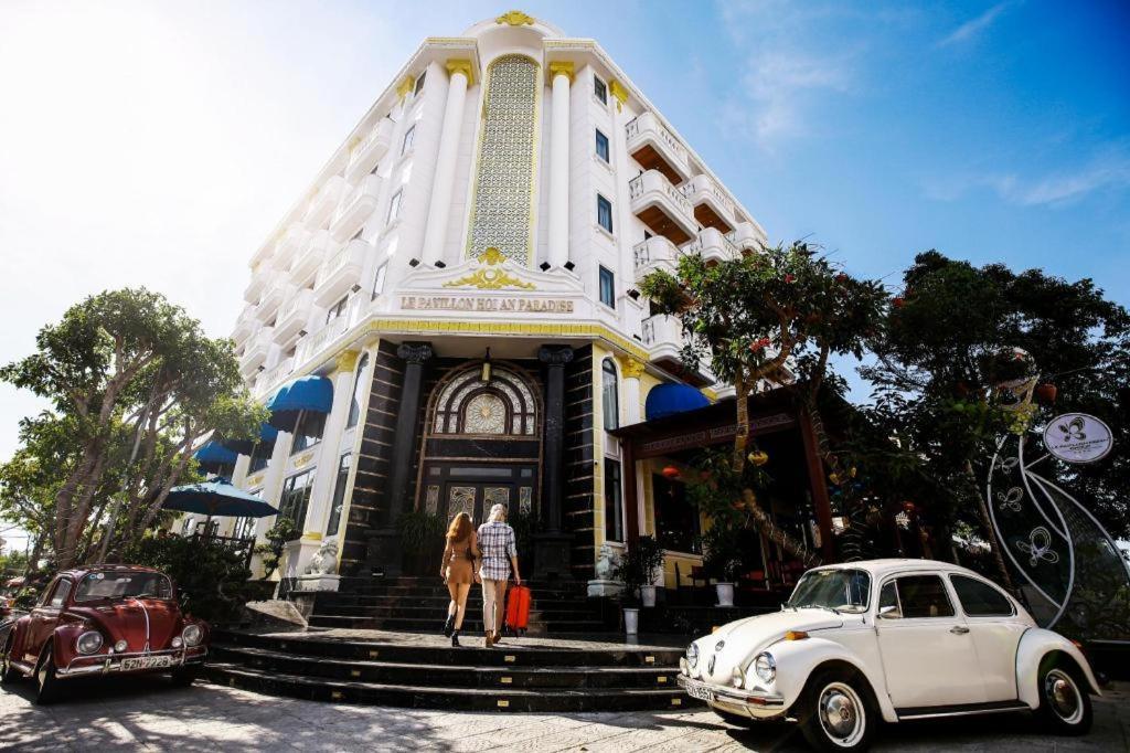 Le Pavillon Paradise &