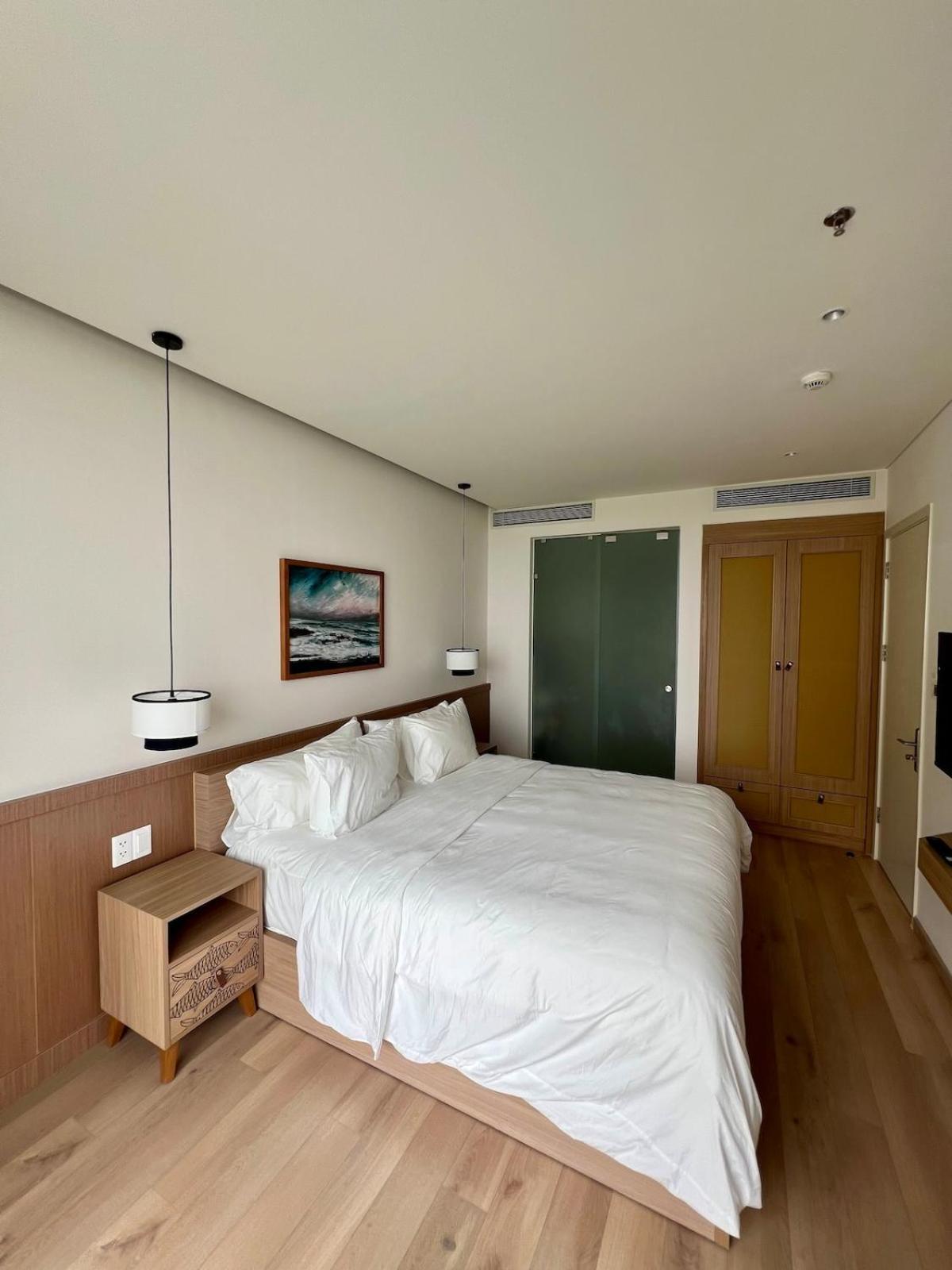 Coastal Vibe - Free Gym & Pool Apartment